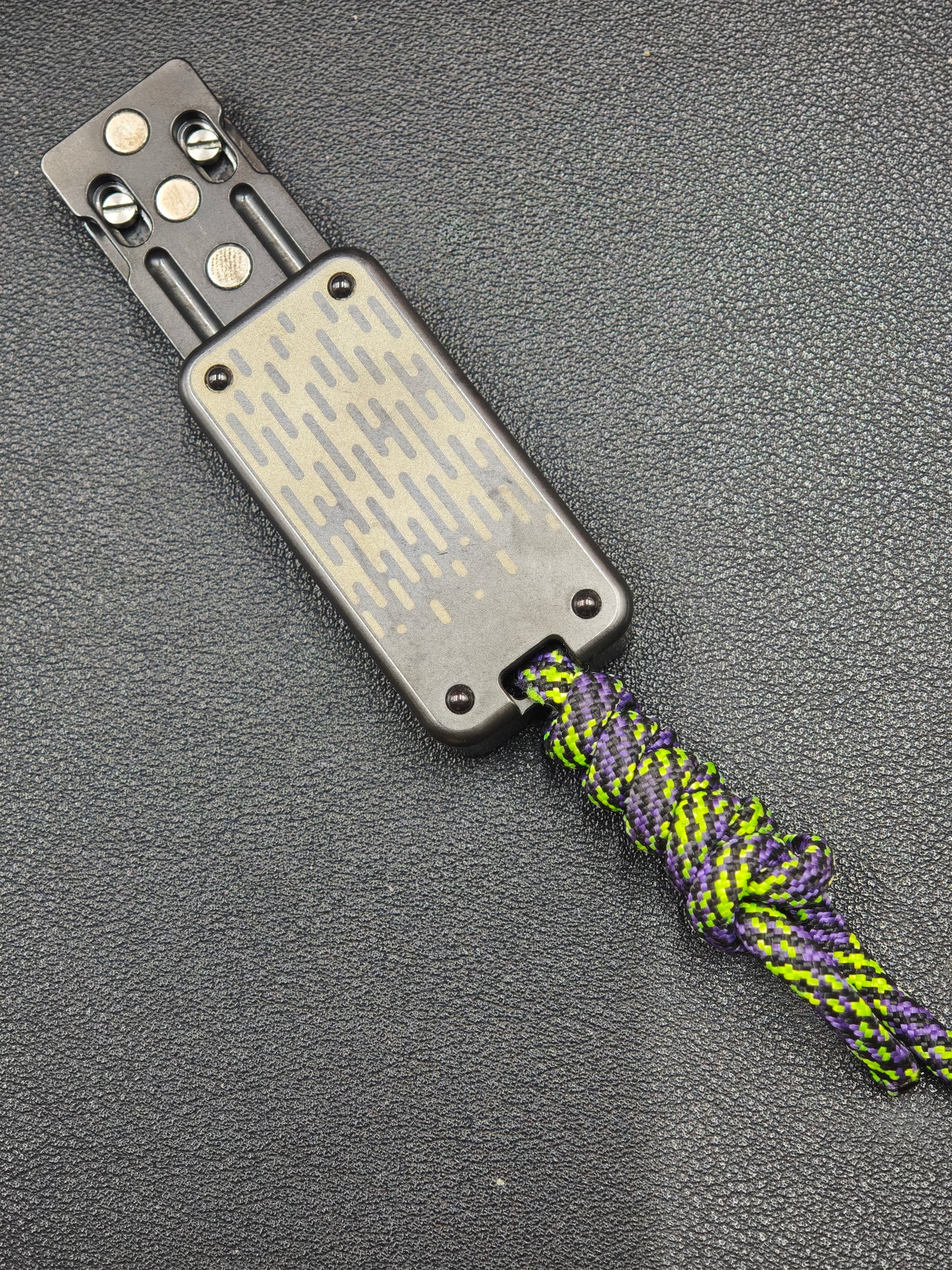 POP UP Zirconium
