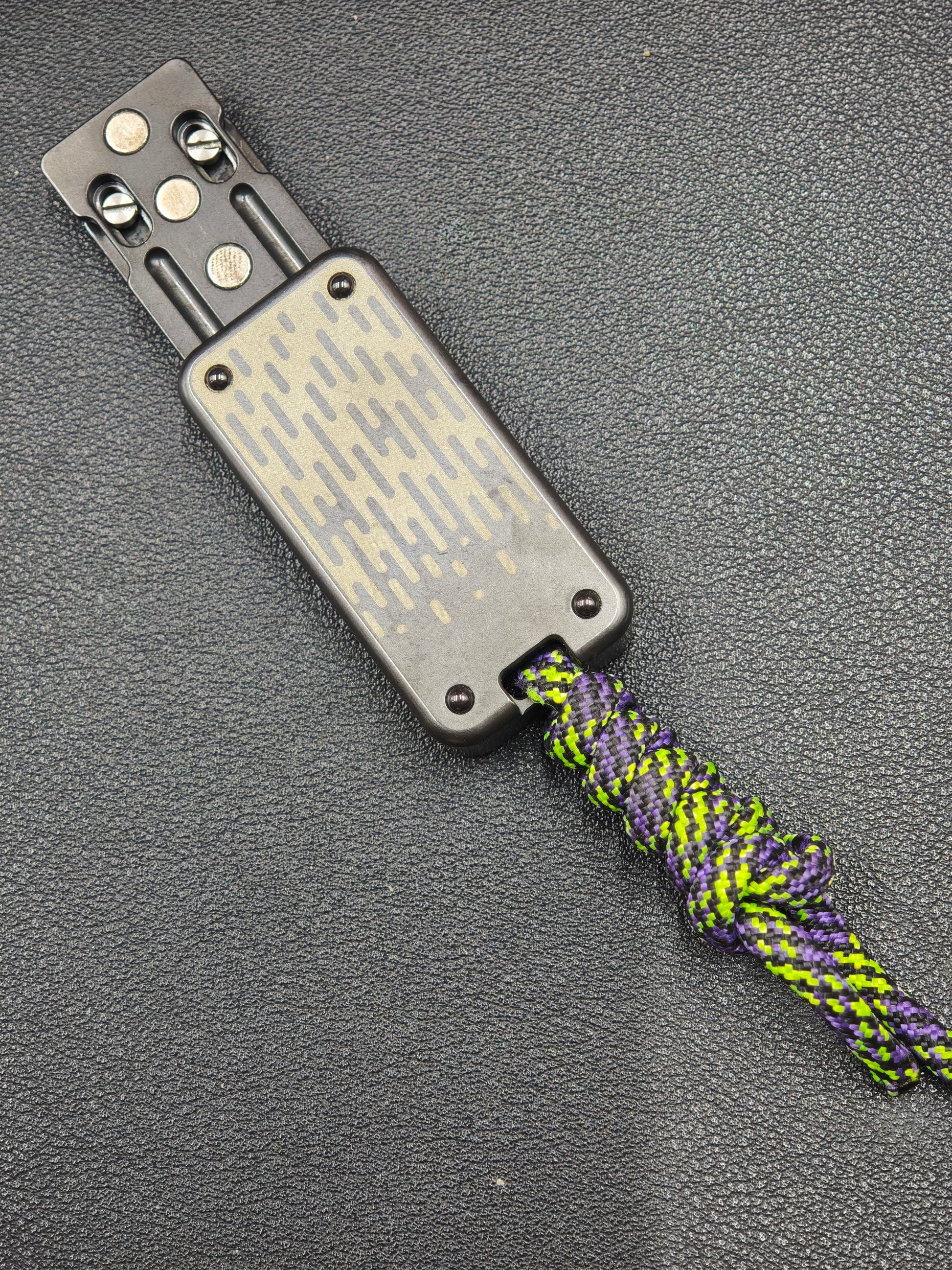 POP UP Zirconium
