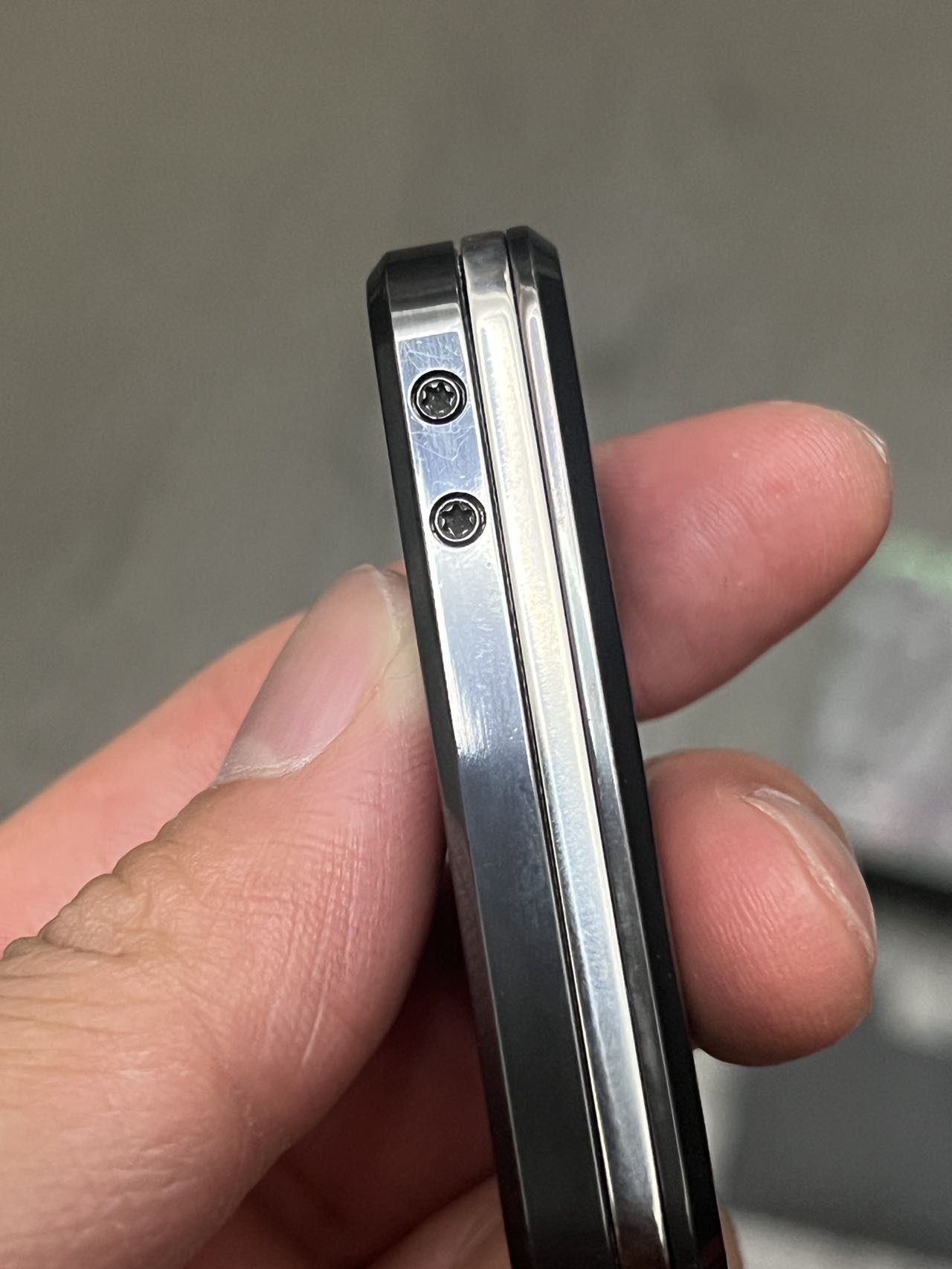 Eraser Zirconium