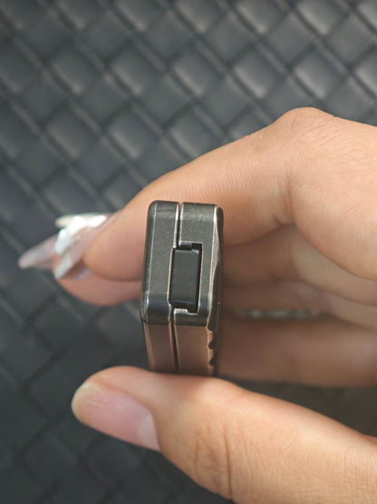 Tita Stainless Steel Distressed