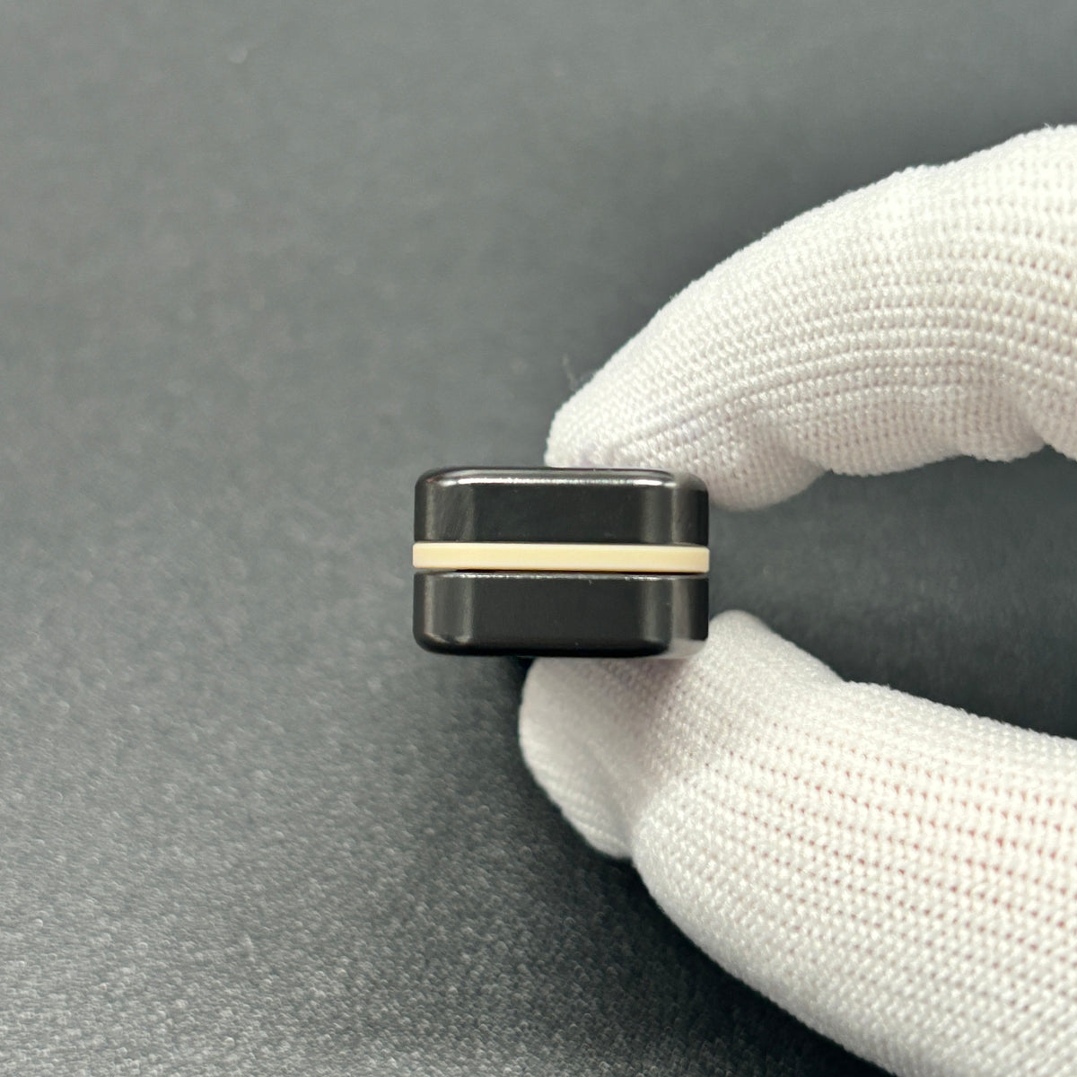 Snake Zirconium