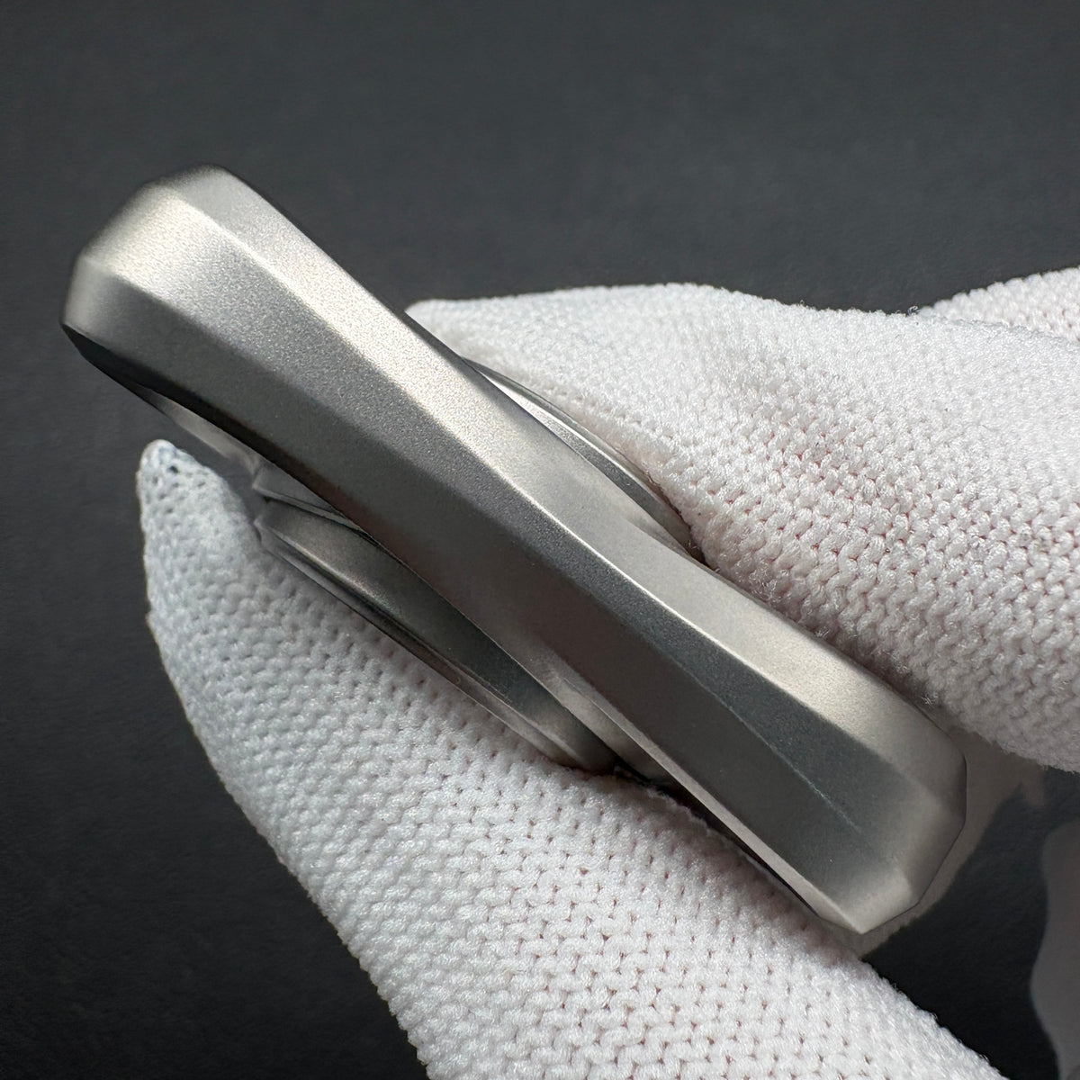 Loop Stratus Stainless Steel