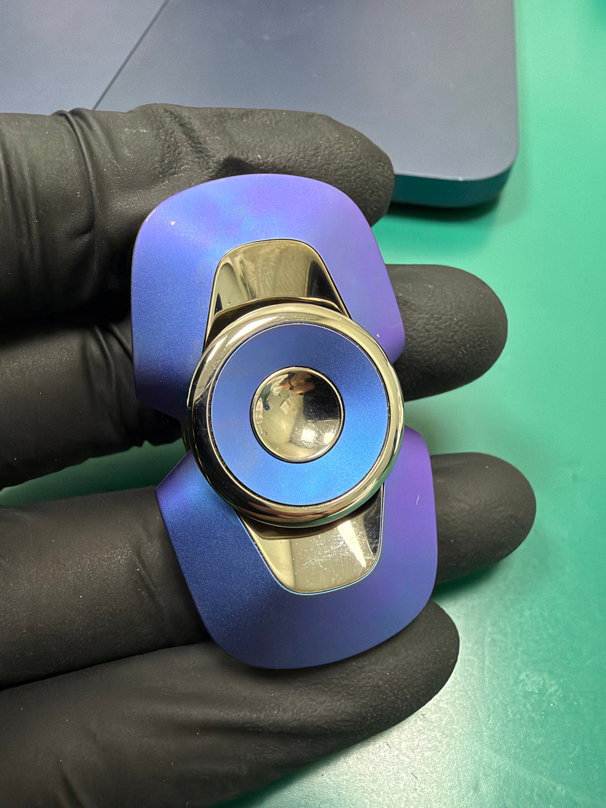 Lentic Titanium