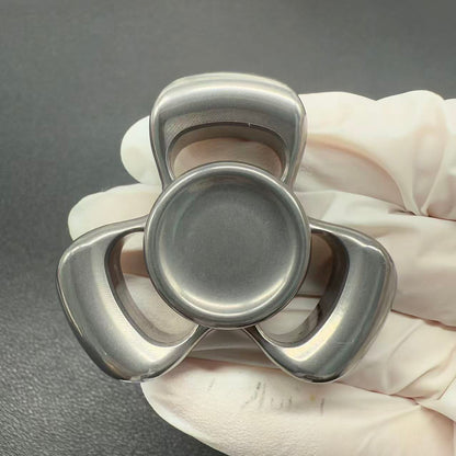 Three-Leaf Horizon Stainless Steel Stonewashed