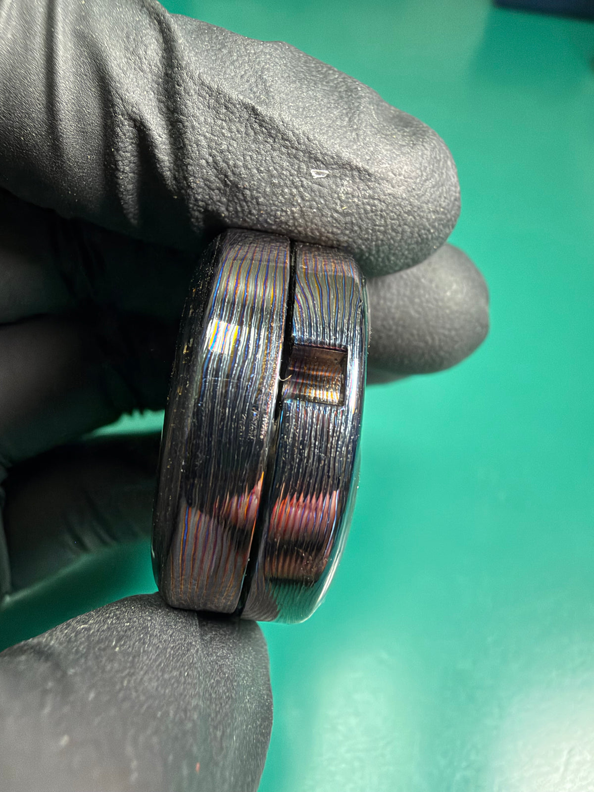 Groove Zircuti Resin-Sealed Engraved