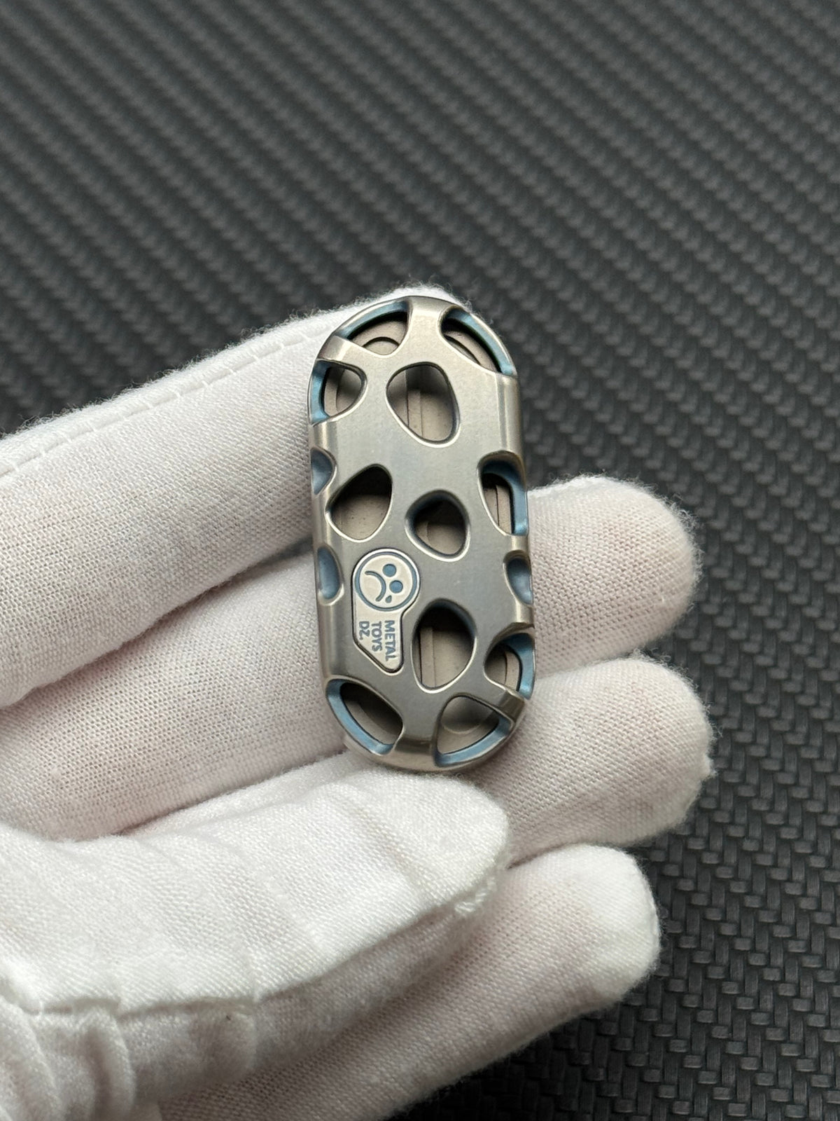 Top B Titanium
