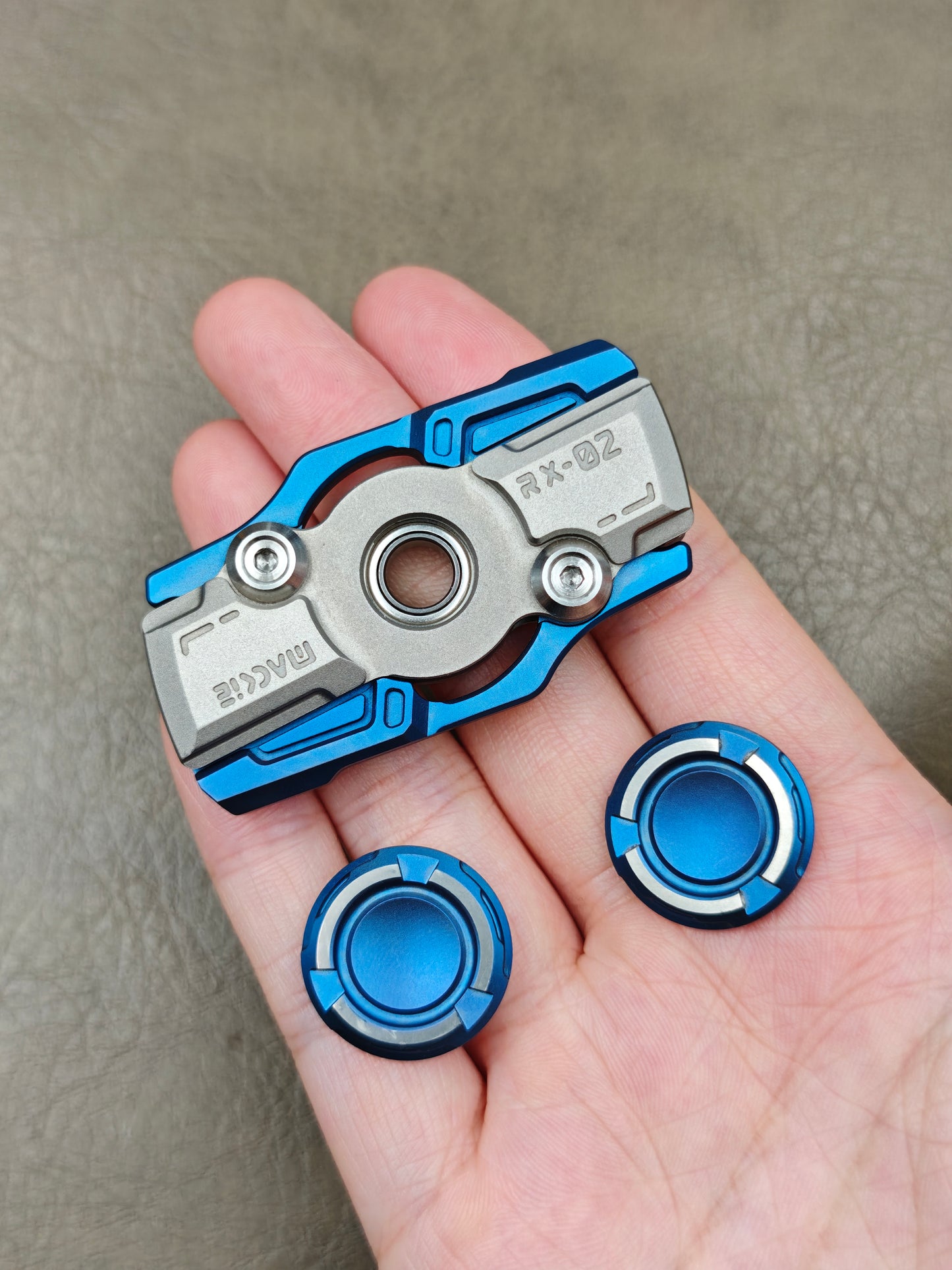 RX 02 Titanium