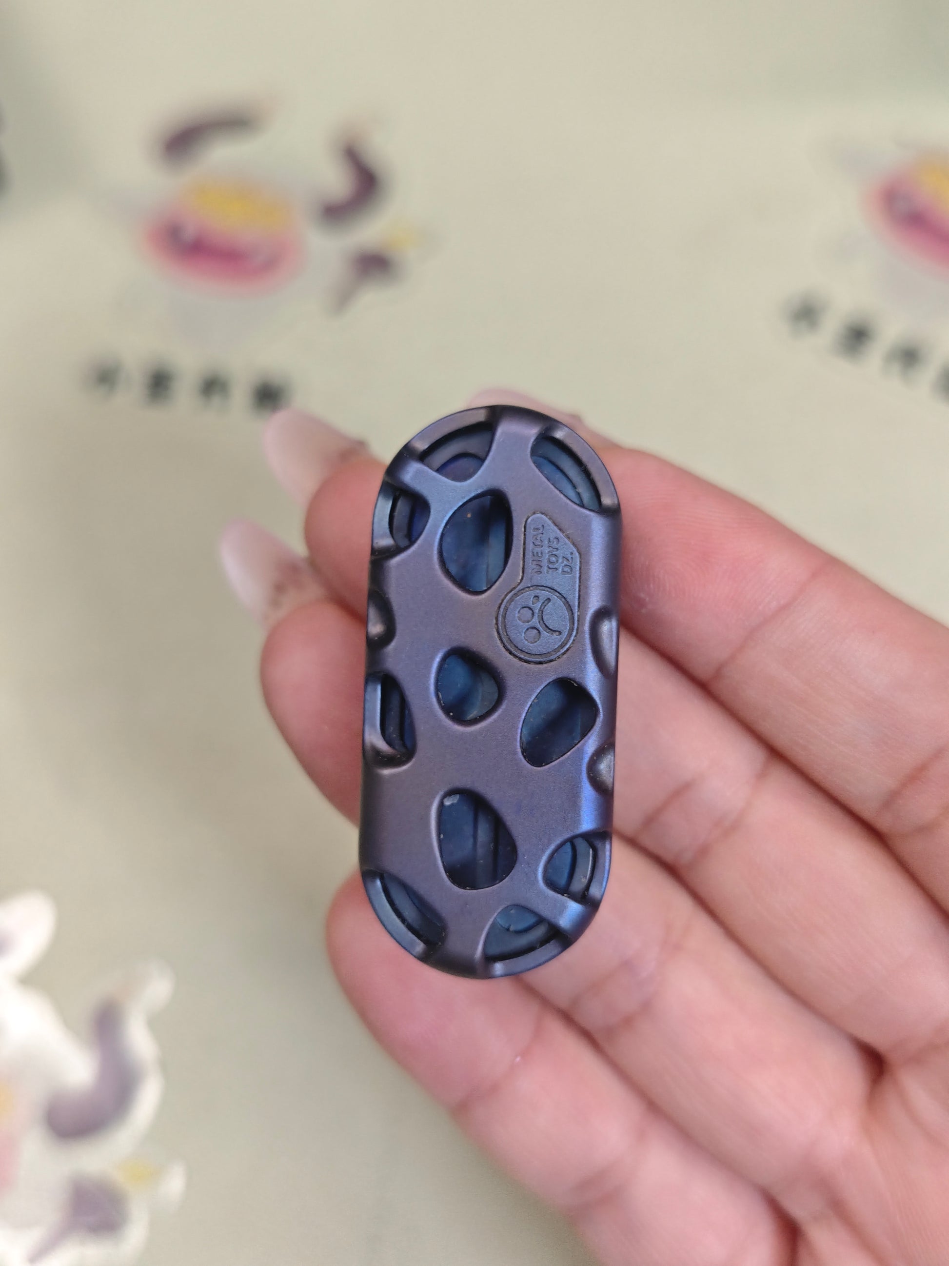 Top B Titanium