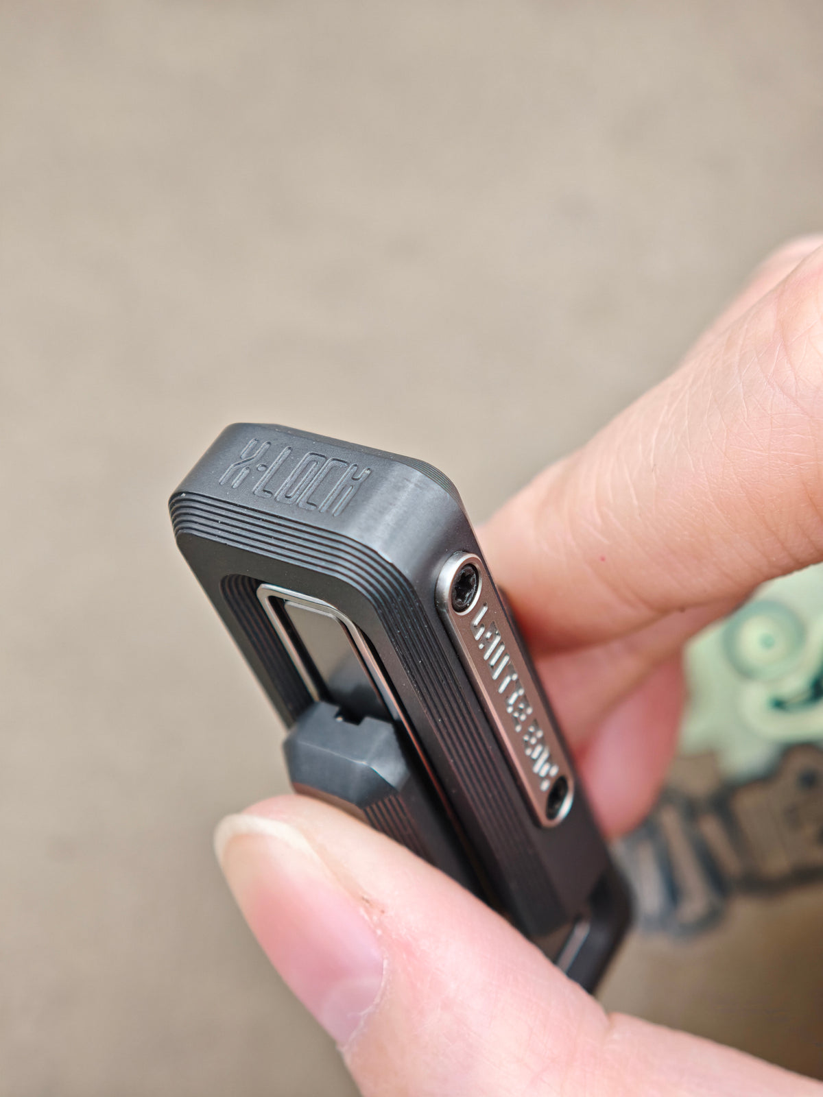 X Lock Zirconium