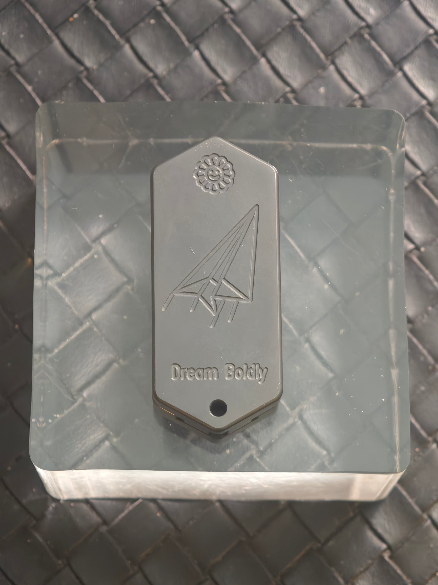 Plane Zirconium