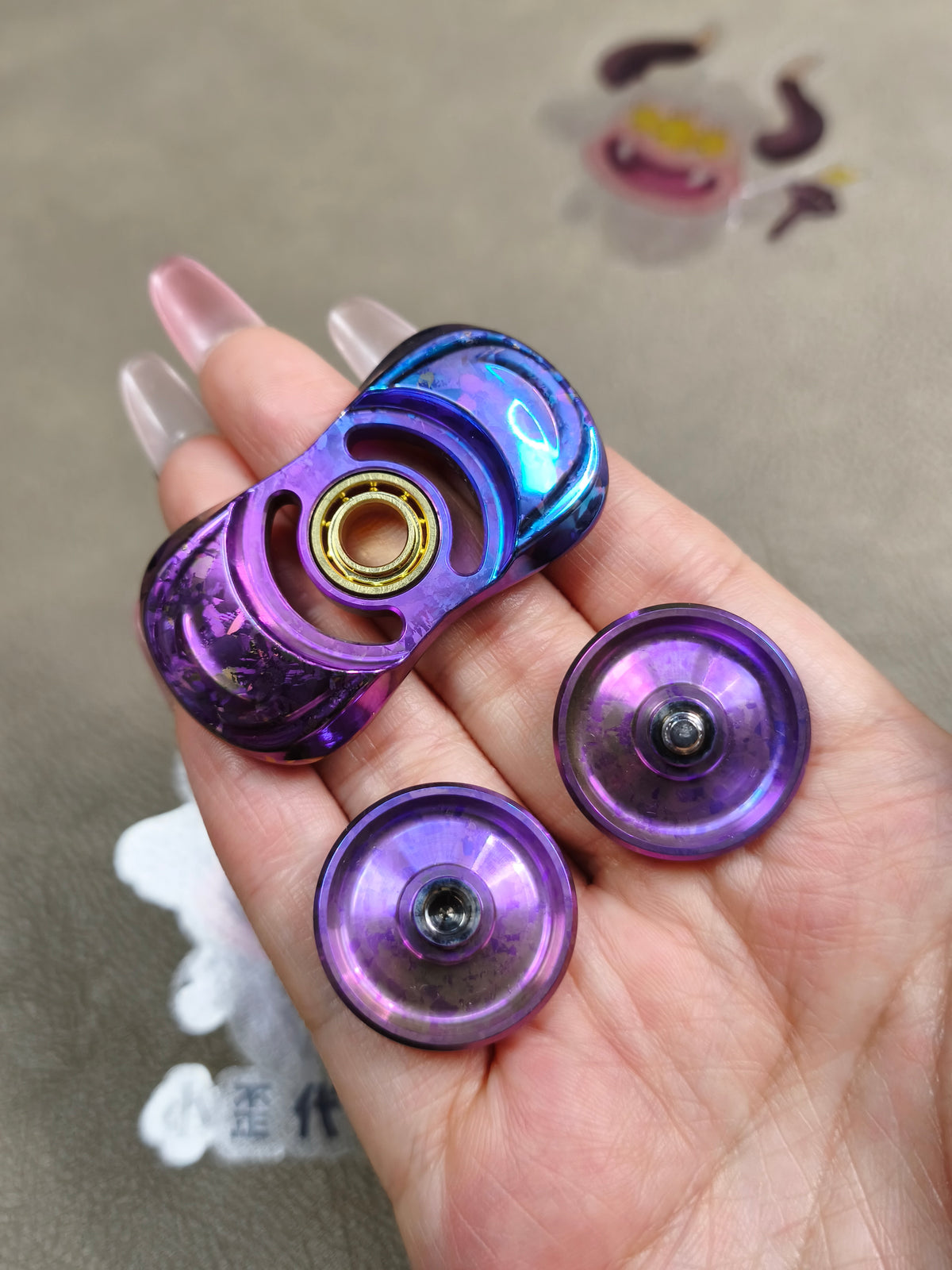 Aroslip Crystallized Titanium