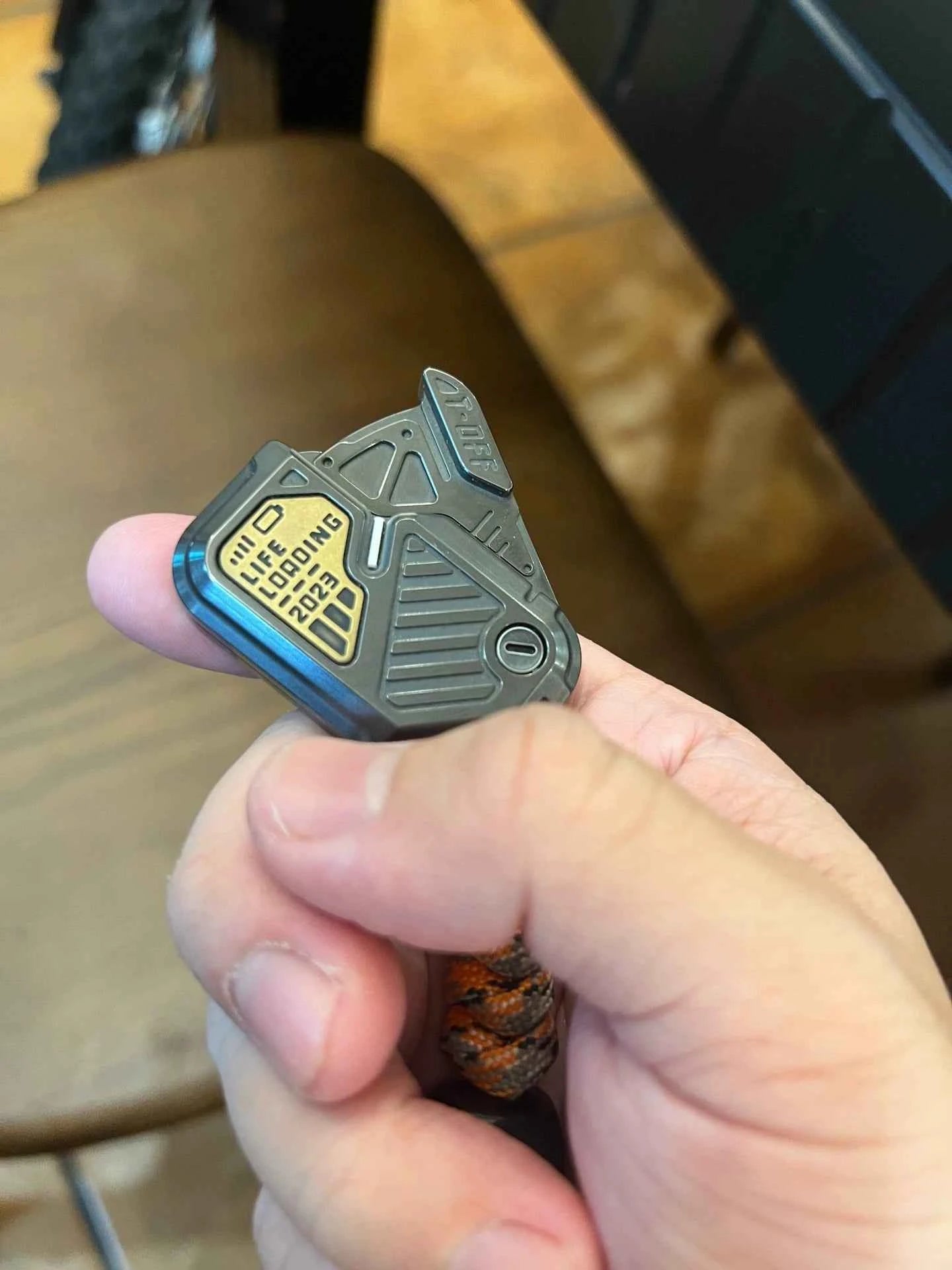 POP Throwing Card Zirconium