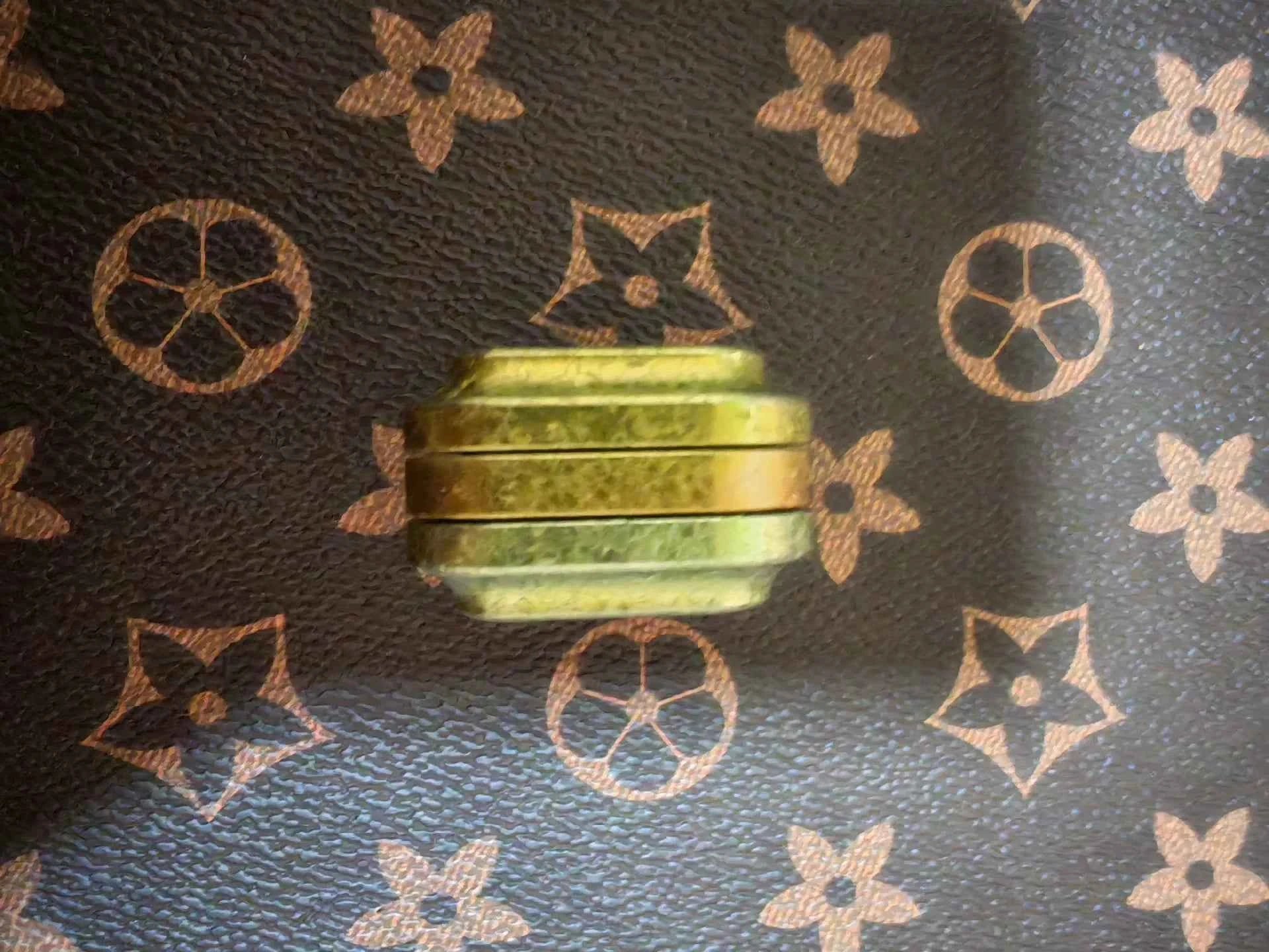 Lucky Candy Crystallized Zirconium