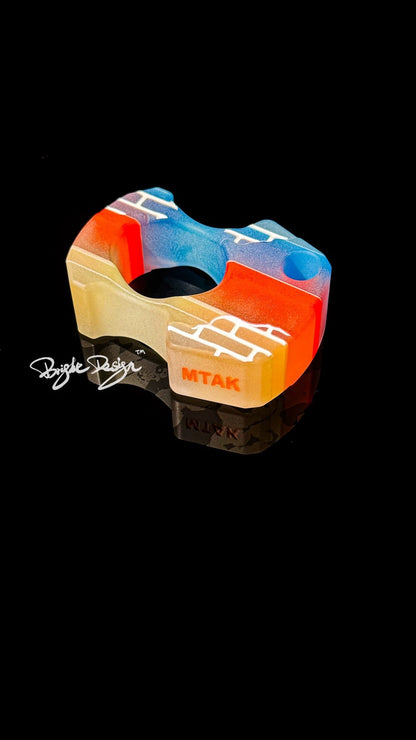 LAUTIE & MTAK KNUCKLE Resin