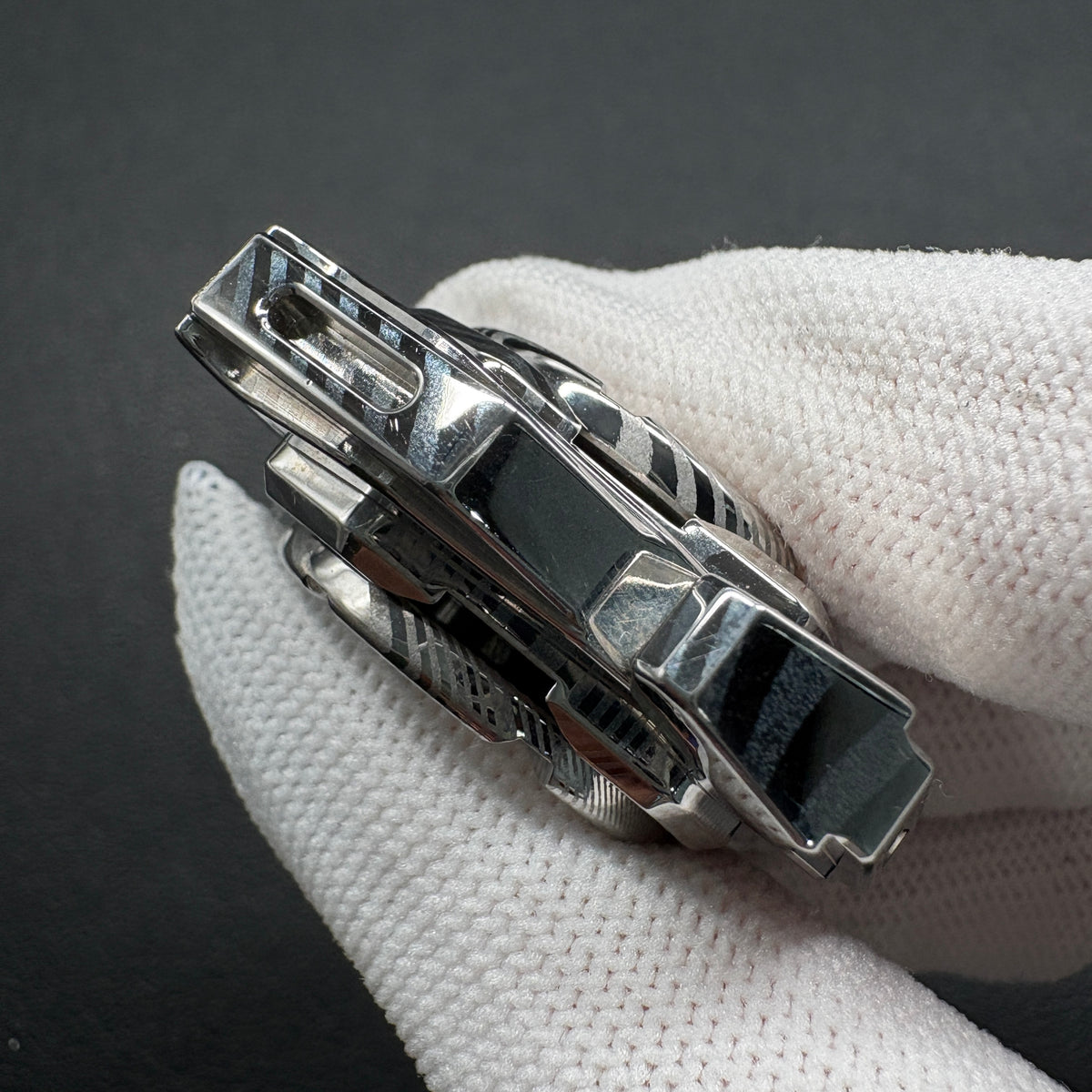 Haze Shell Opening Damasteel