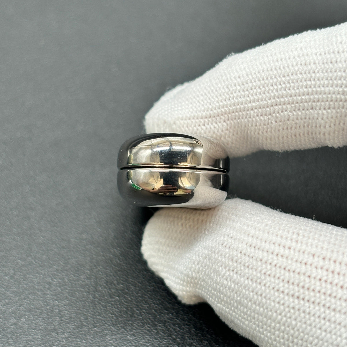 Floating Cloud Titanium Polished