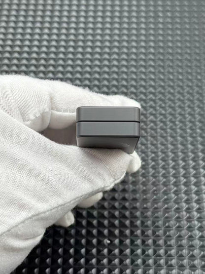 Mute Zirconium