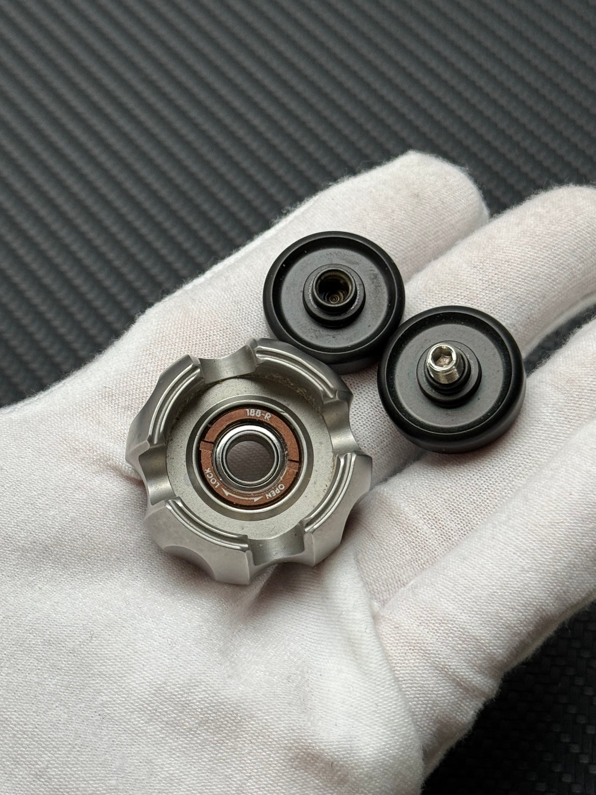 Noiz Stainless Steel