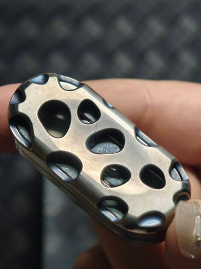 Top B Titanium