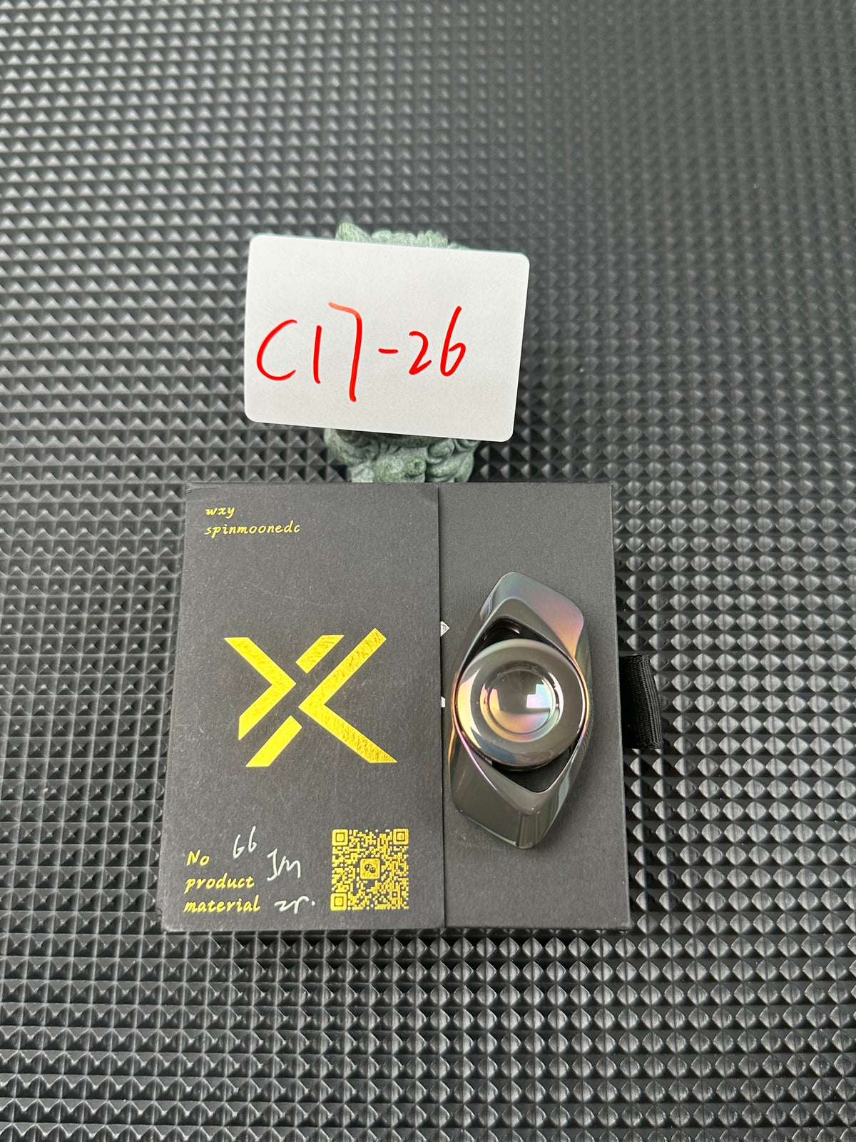 Mirror Eye Zirconium Oil Slick