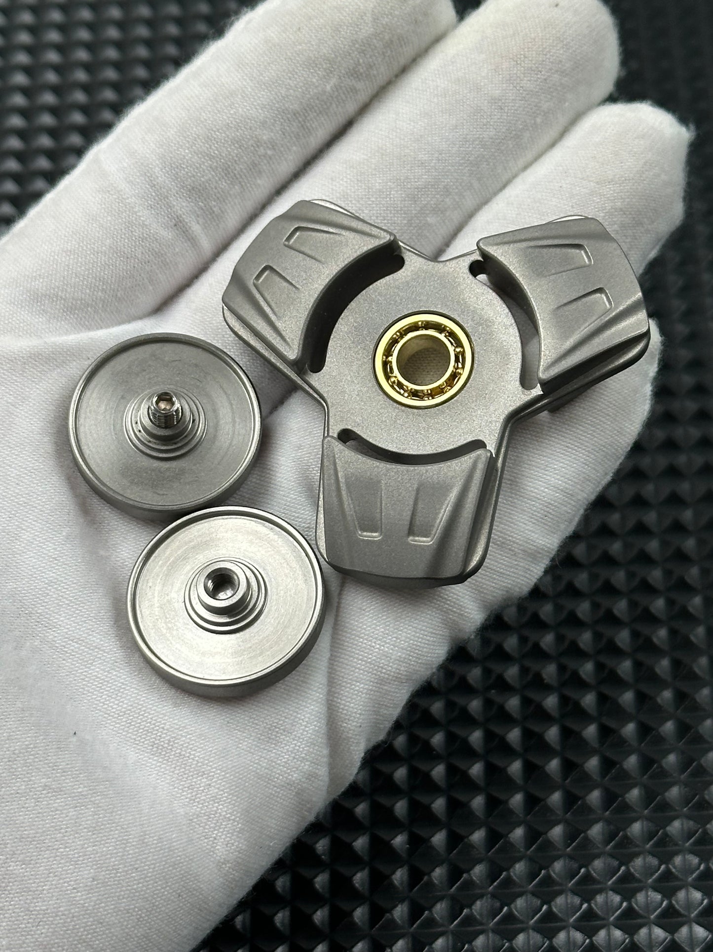 G One Titanium
