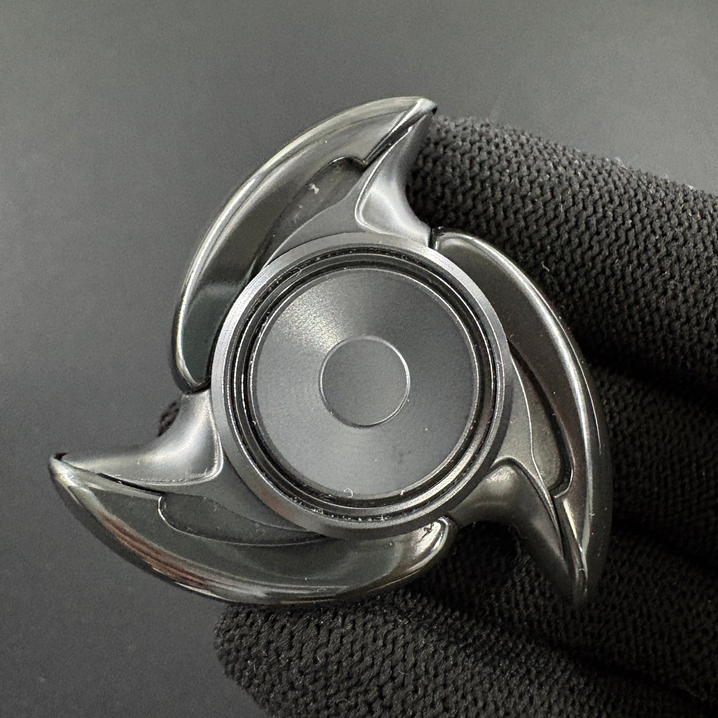 Liquid Zirconium