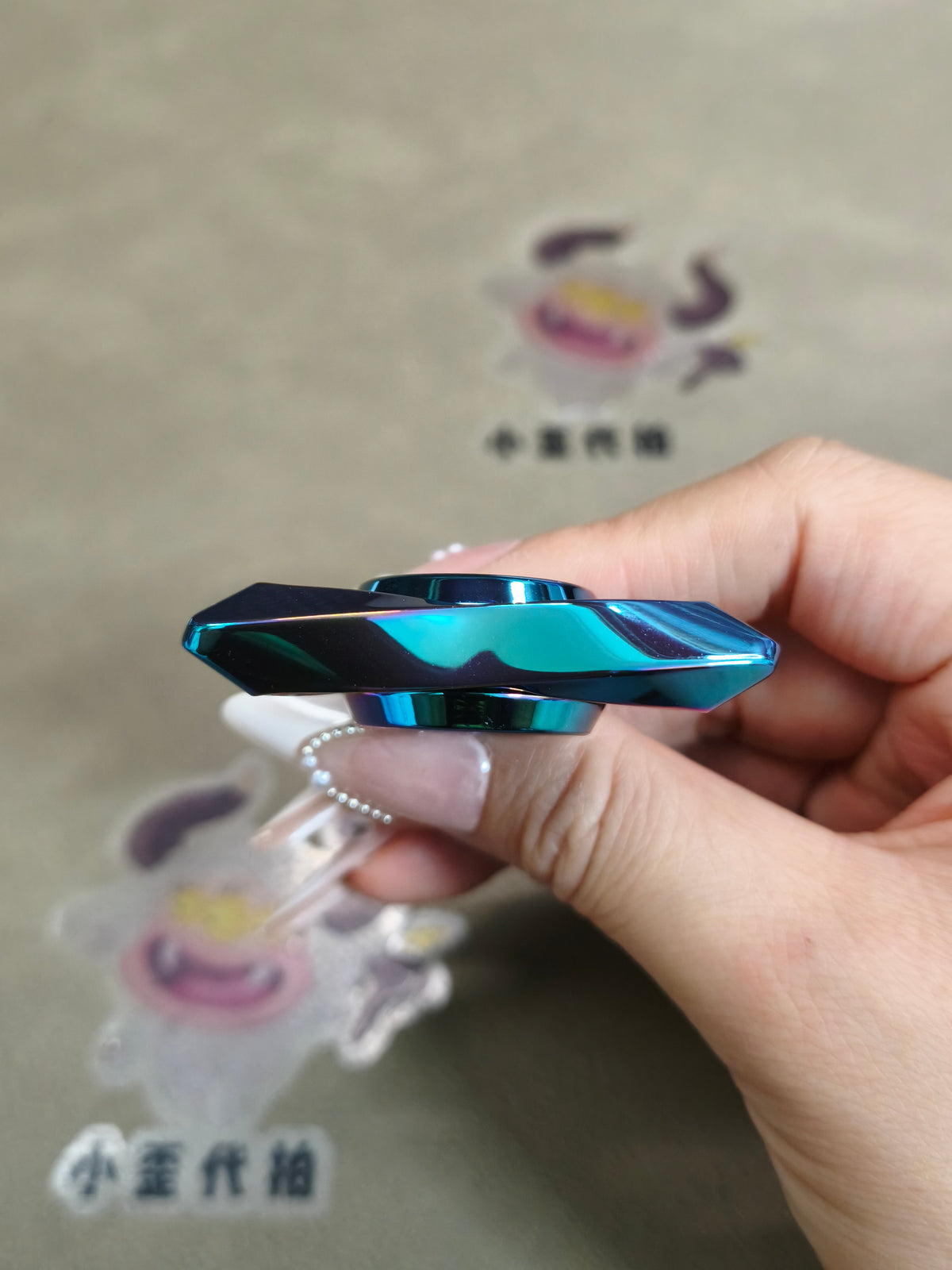 String Cosine Zirconium Limited 60