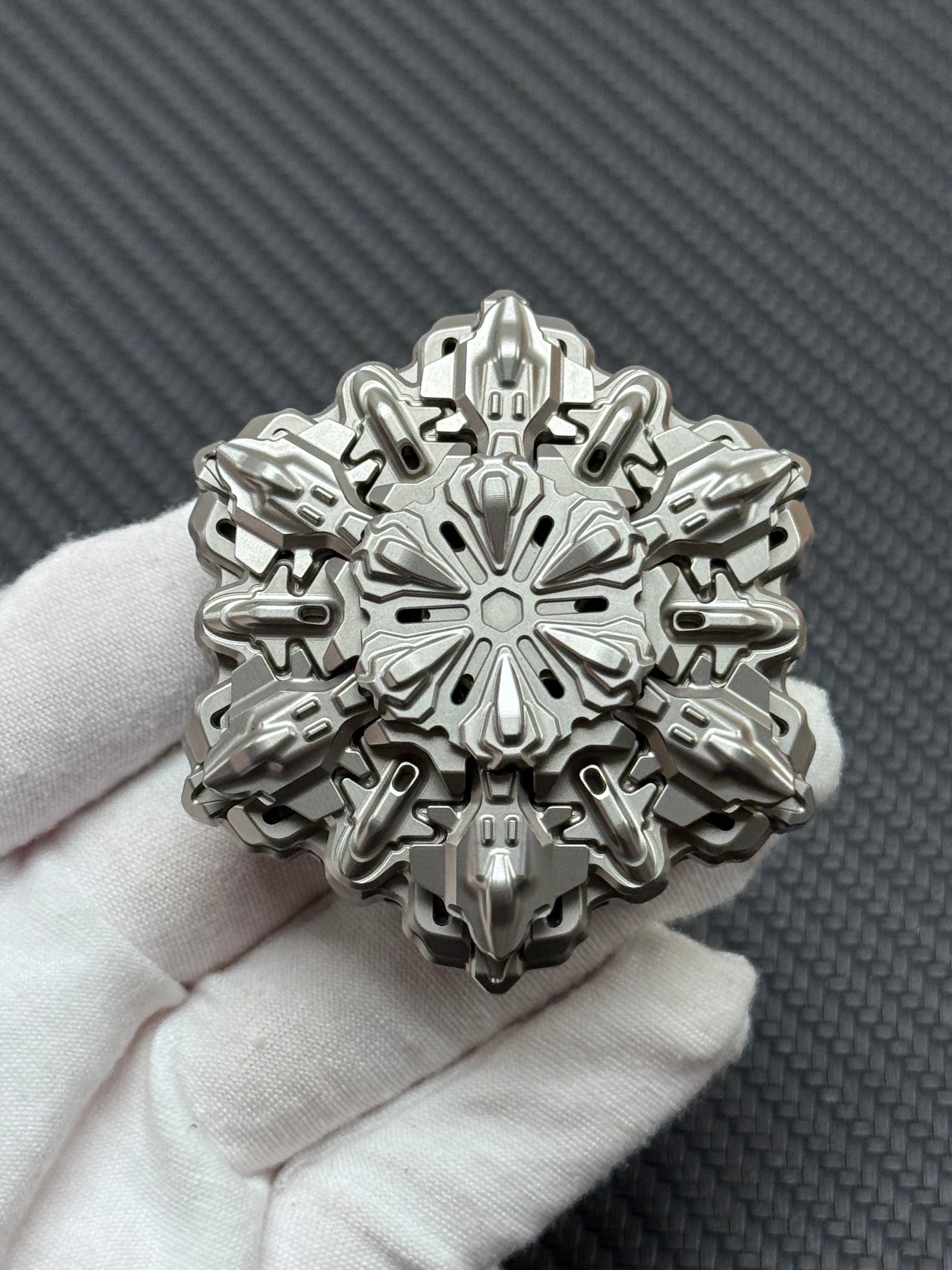 SEQUENCE EDC Dijiang Shell Opening Titanium