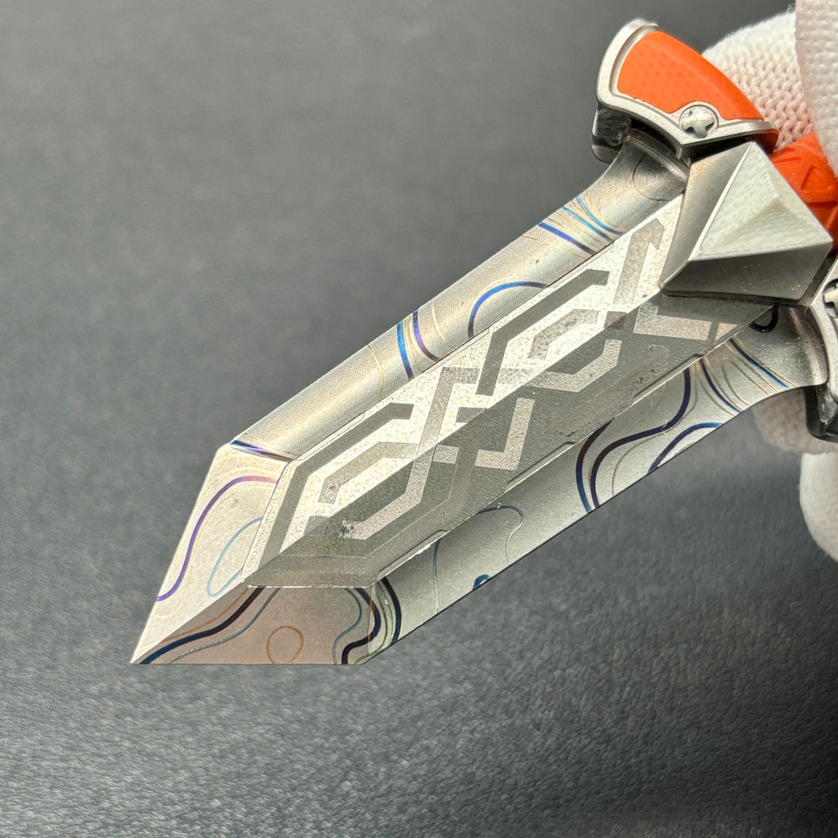 Aroundight G10