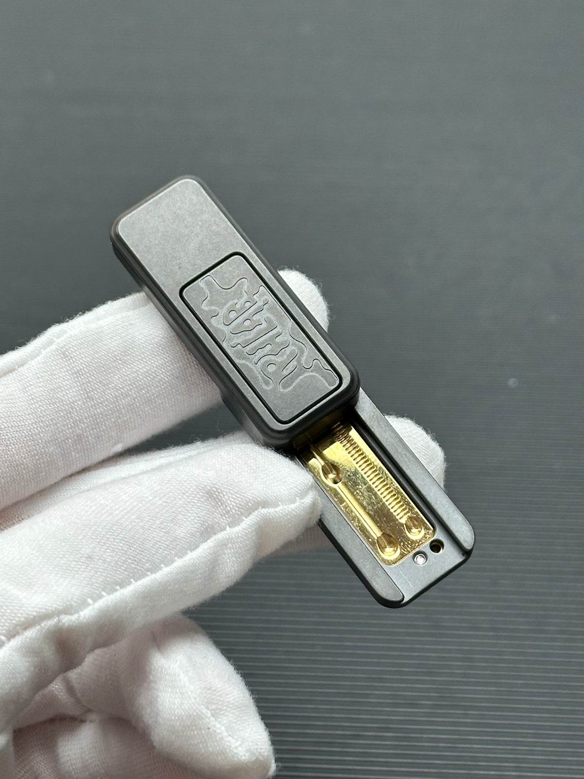 Yaozai Zirconium