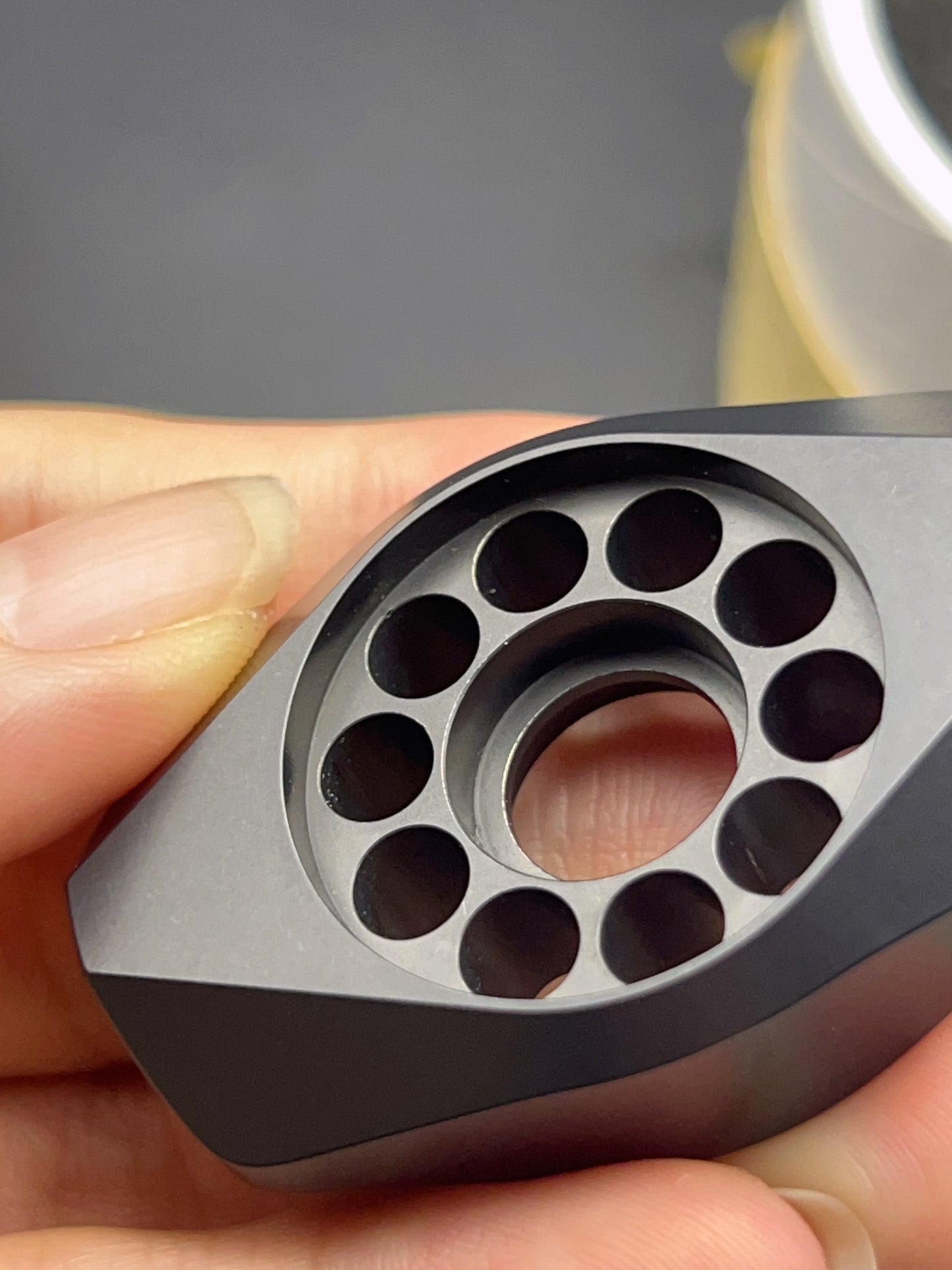 Gravel Zirconium