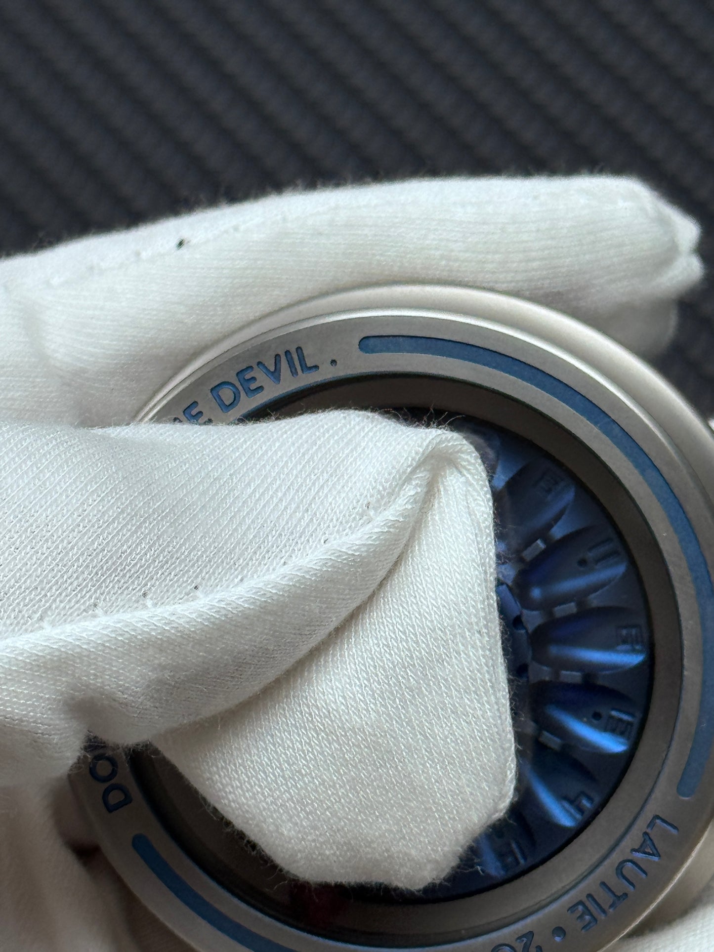 Carnival Roulette Titanium