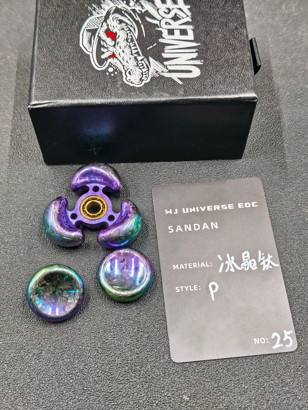 sandan Crystallized Titanium