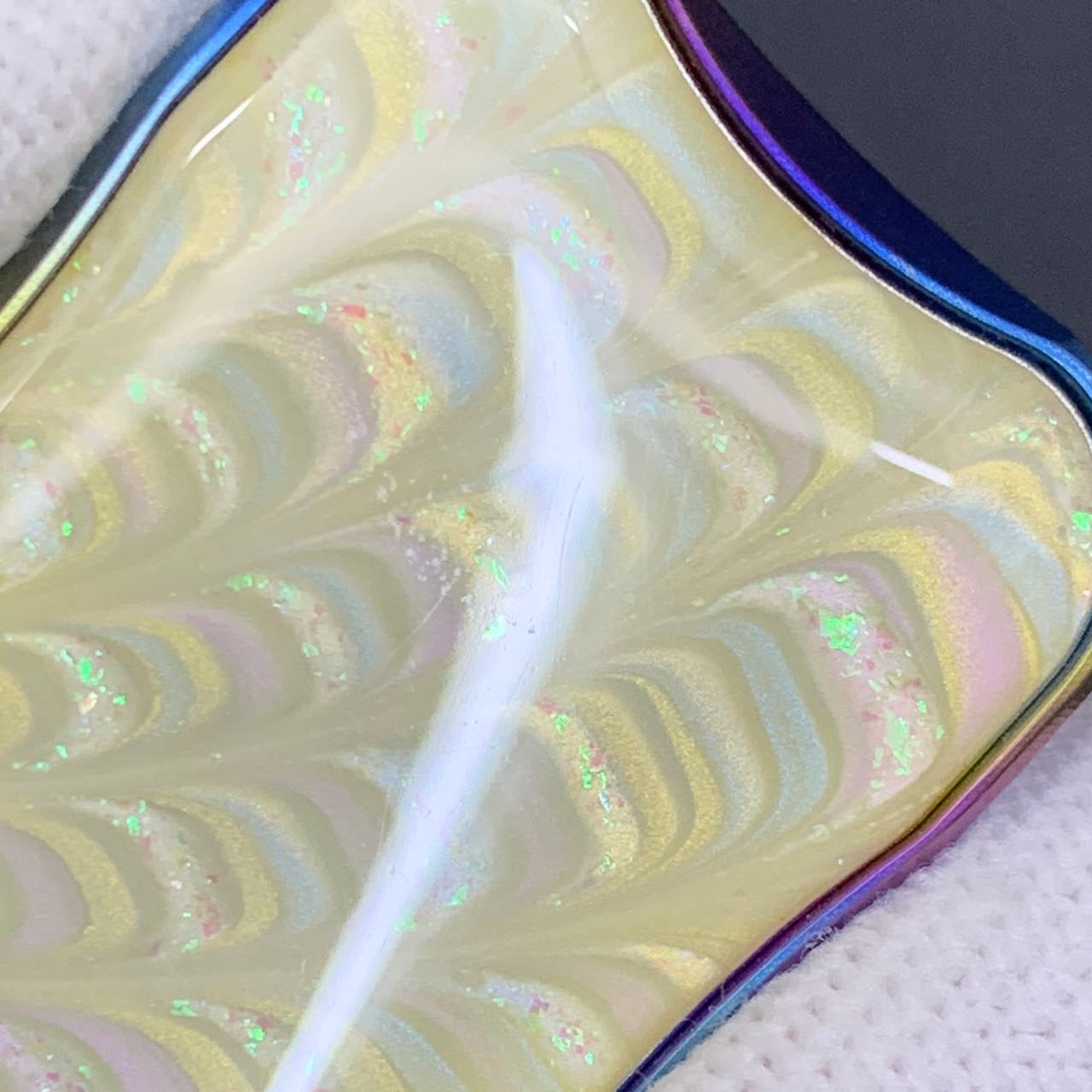 Aura Sand Titanium