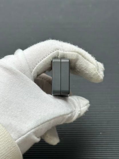 Mute Zirconium