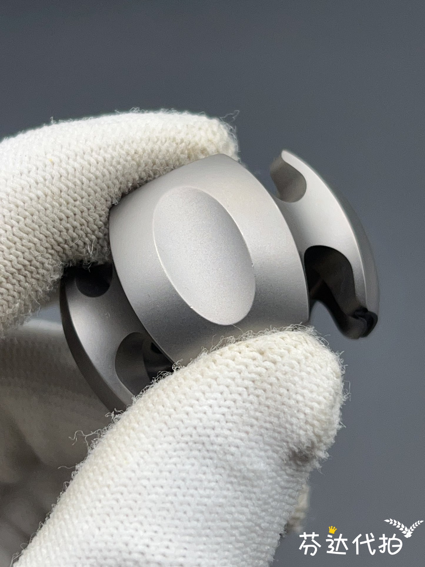 Noiz Titanium