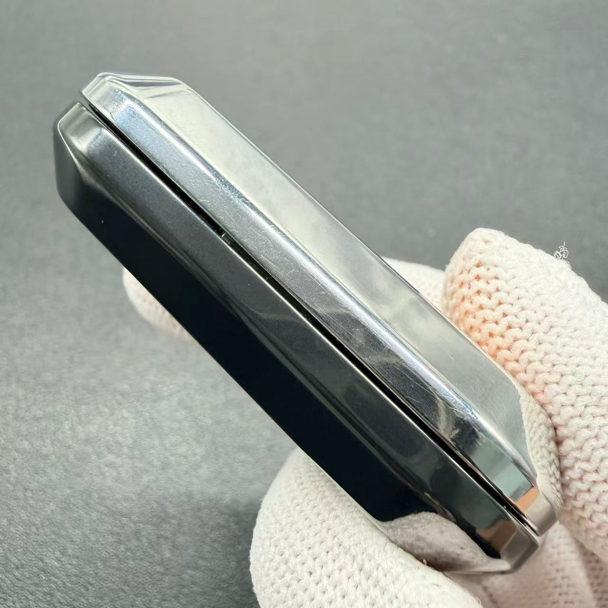 Axis Zirconium Polished