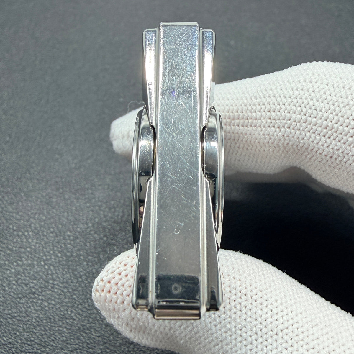 Hornet Stainless Steel Polished