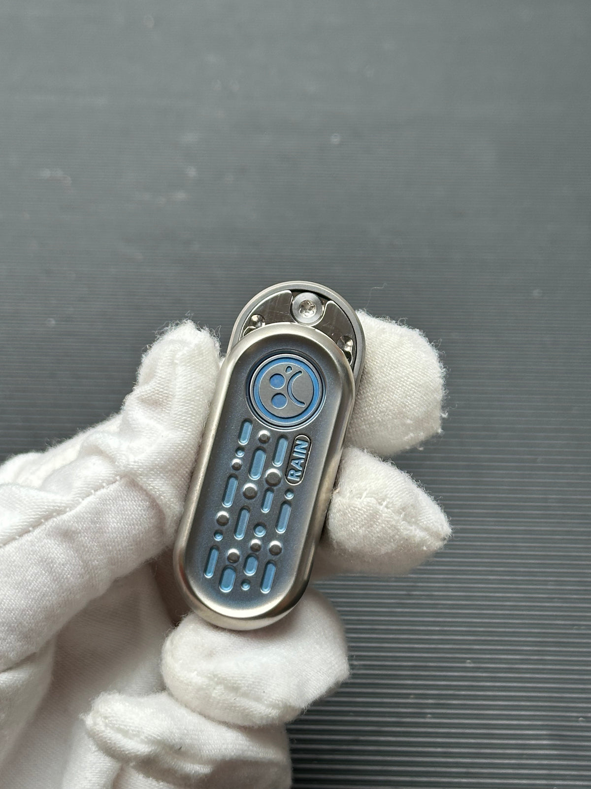 Top B Rain Titanium