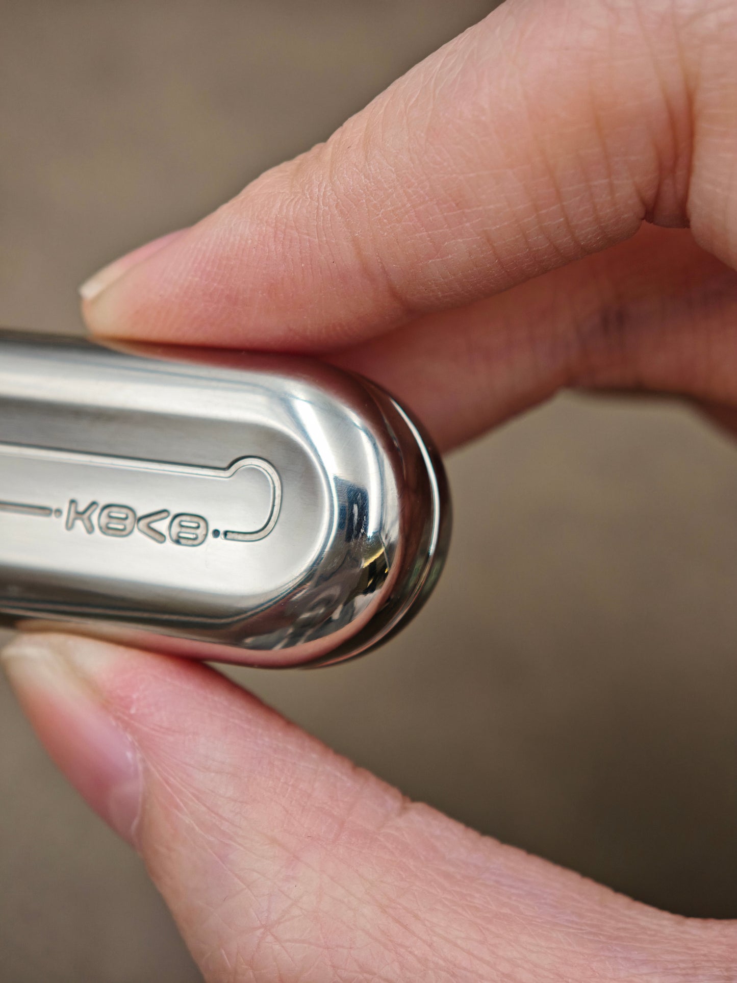 Floating Cloud Titanium Polished
