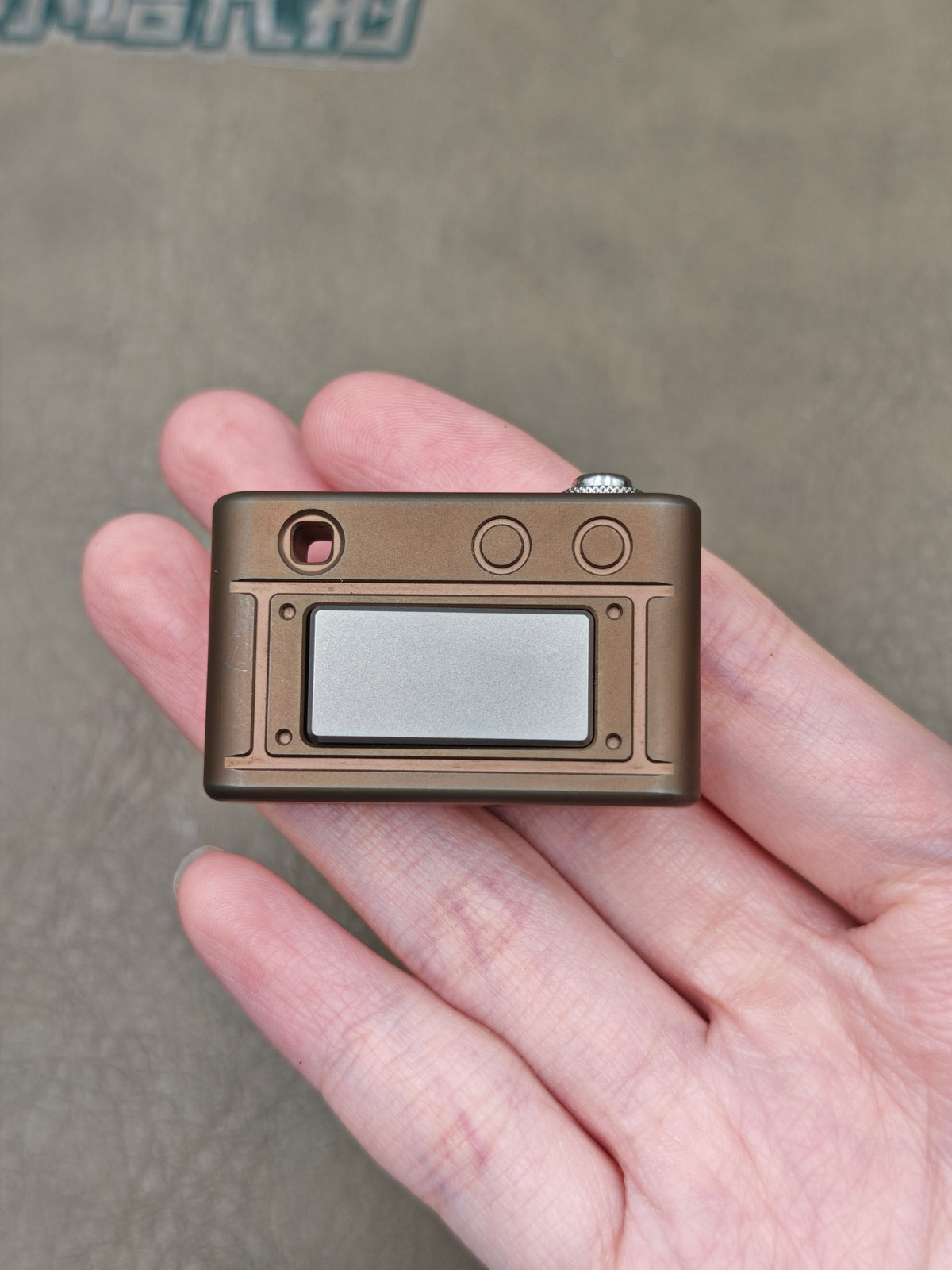 Camera M Titanium