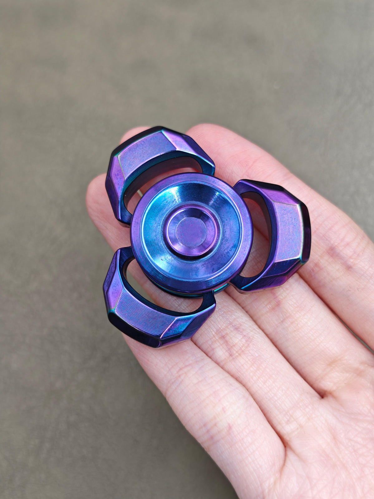 Whisper Duo Tungsten Color-Anodized