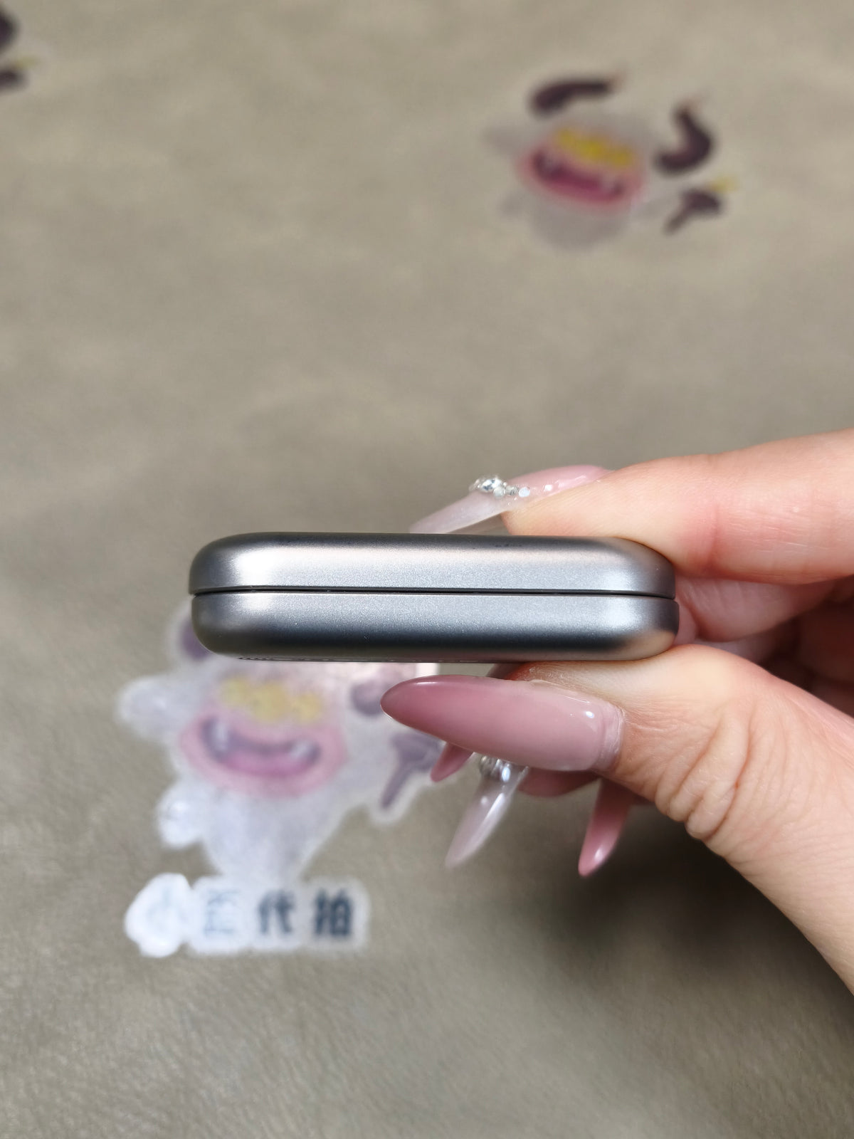 Floating Cloud Titanium Blasted