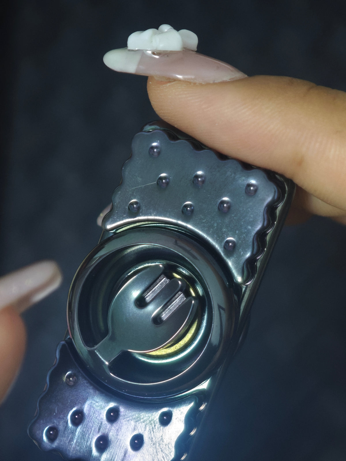 Biscuit Modular Zirconium Oil Slick
