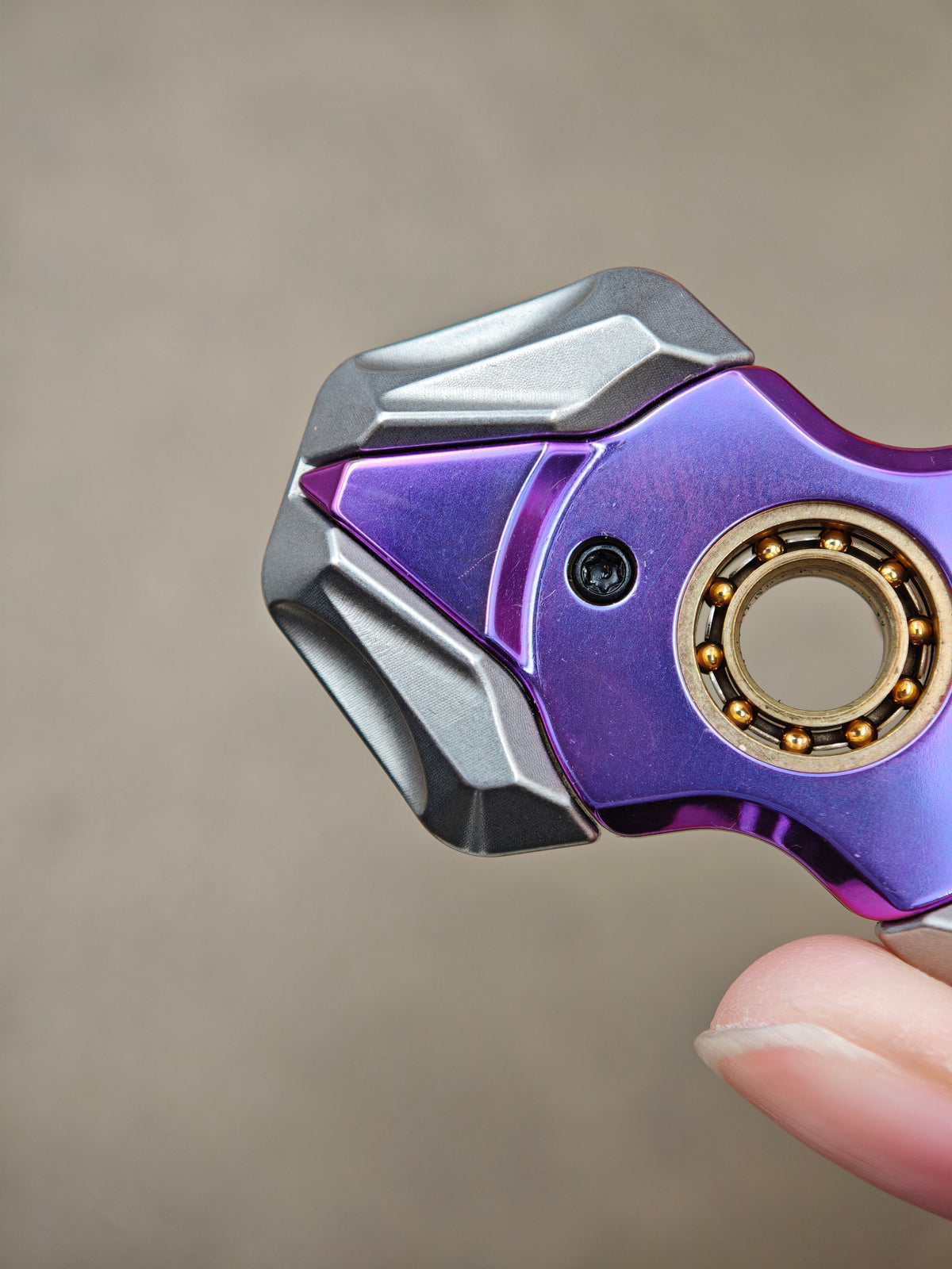 Spin Titanium Anodized