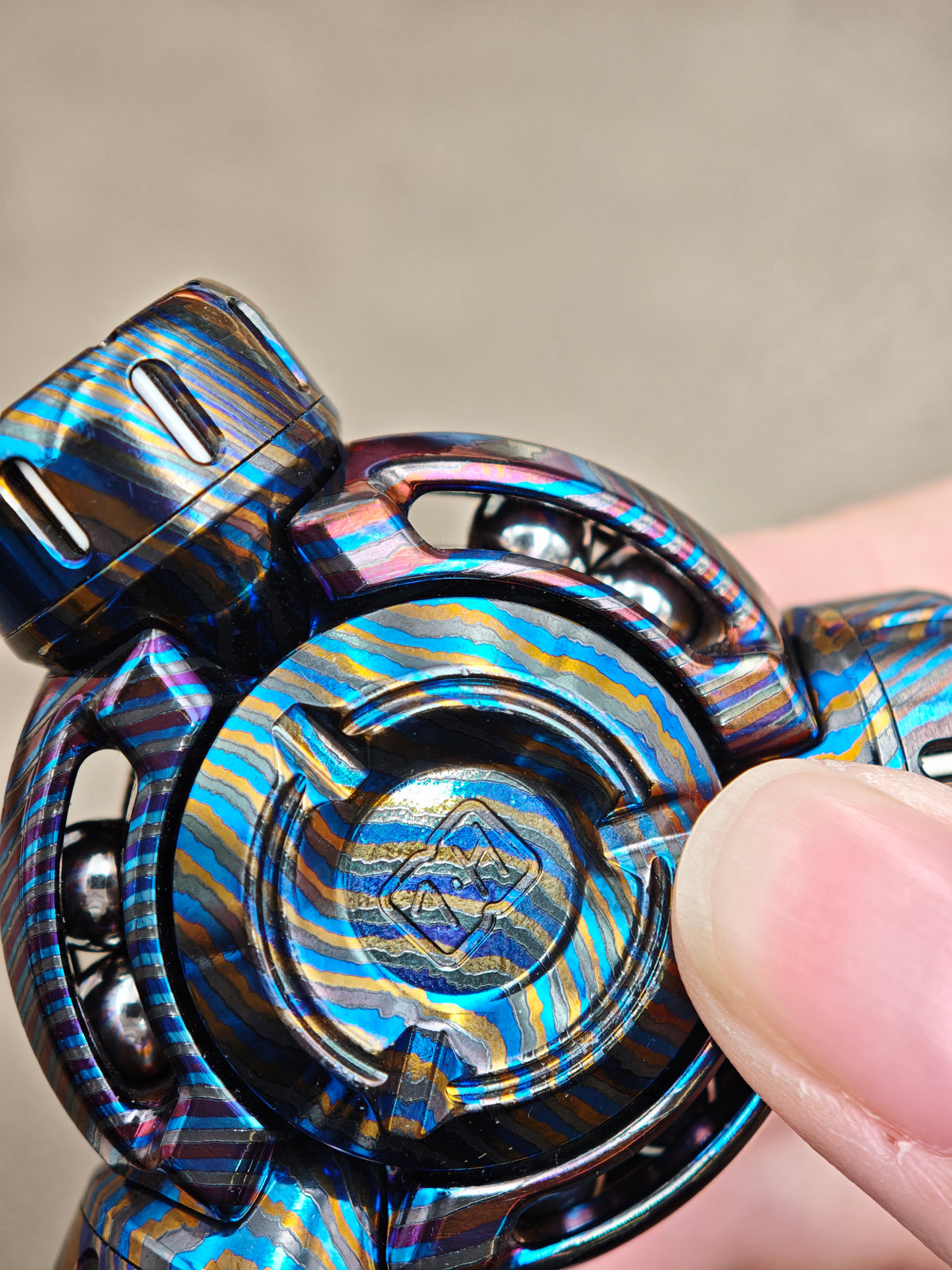 Bad Mantis 1.0 Zircuti