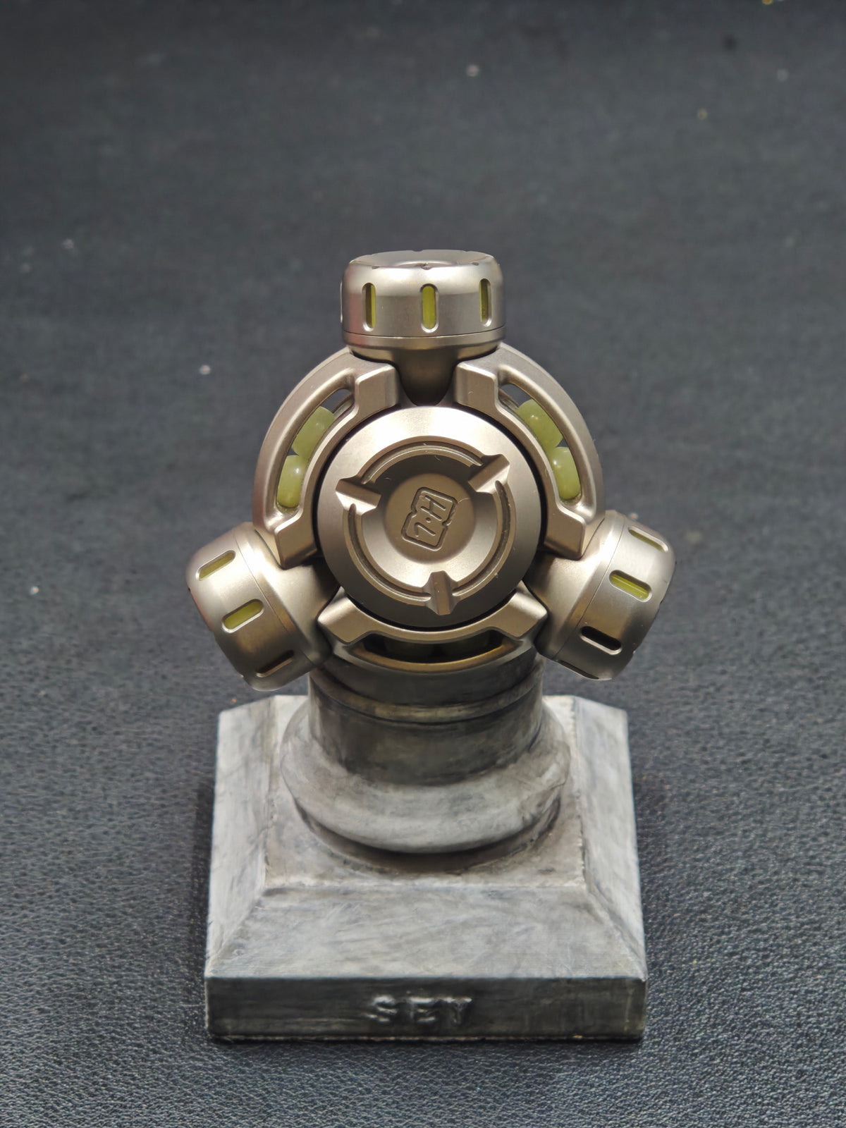 Bad Mantis 2.0 Titanium