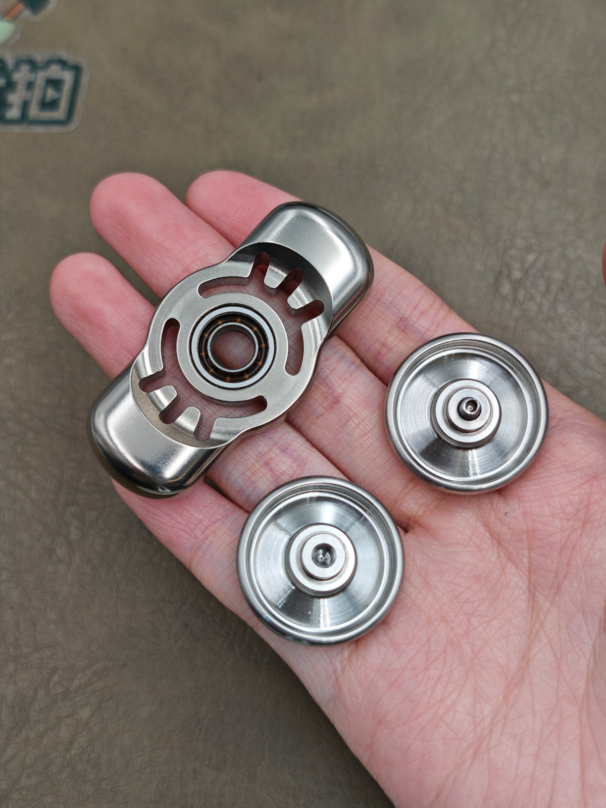 Splendor Titanium