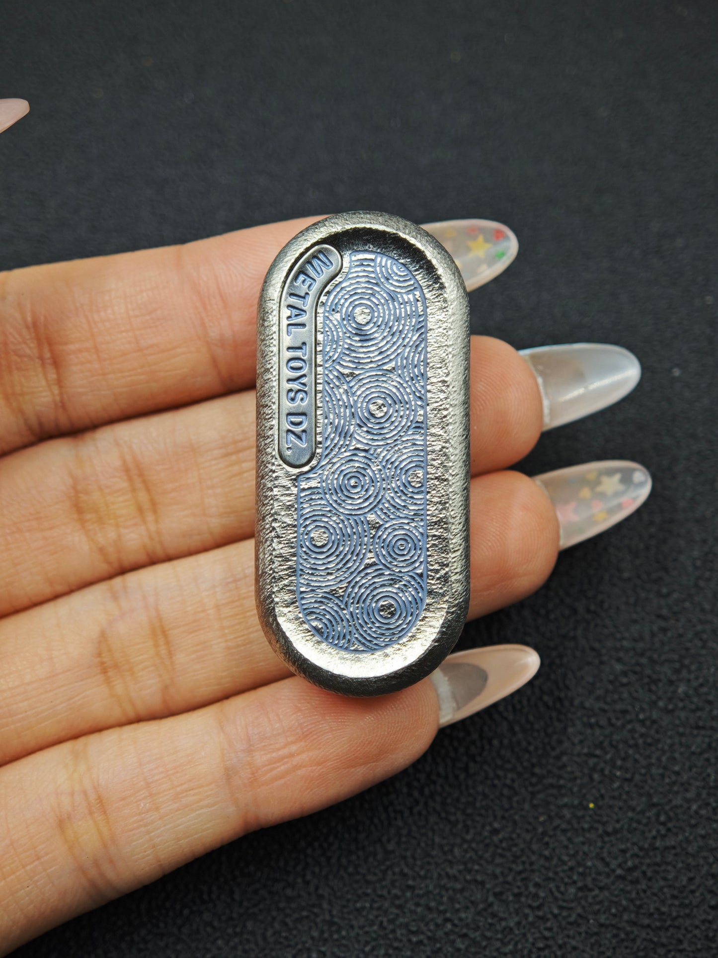 Top B Titanium