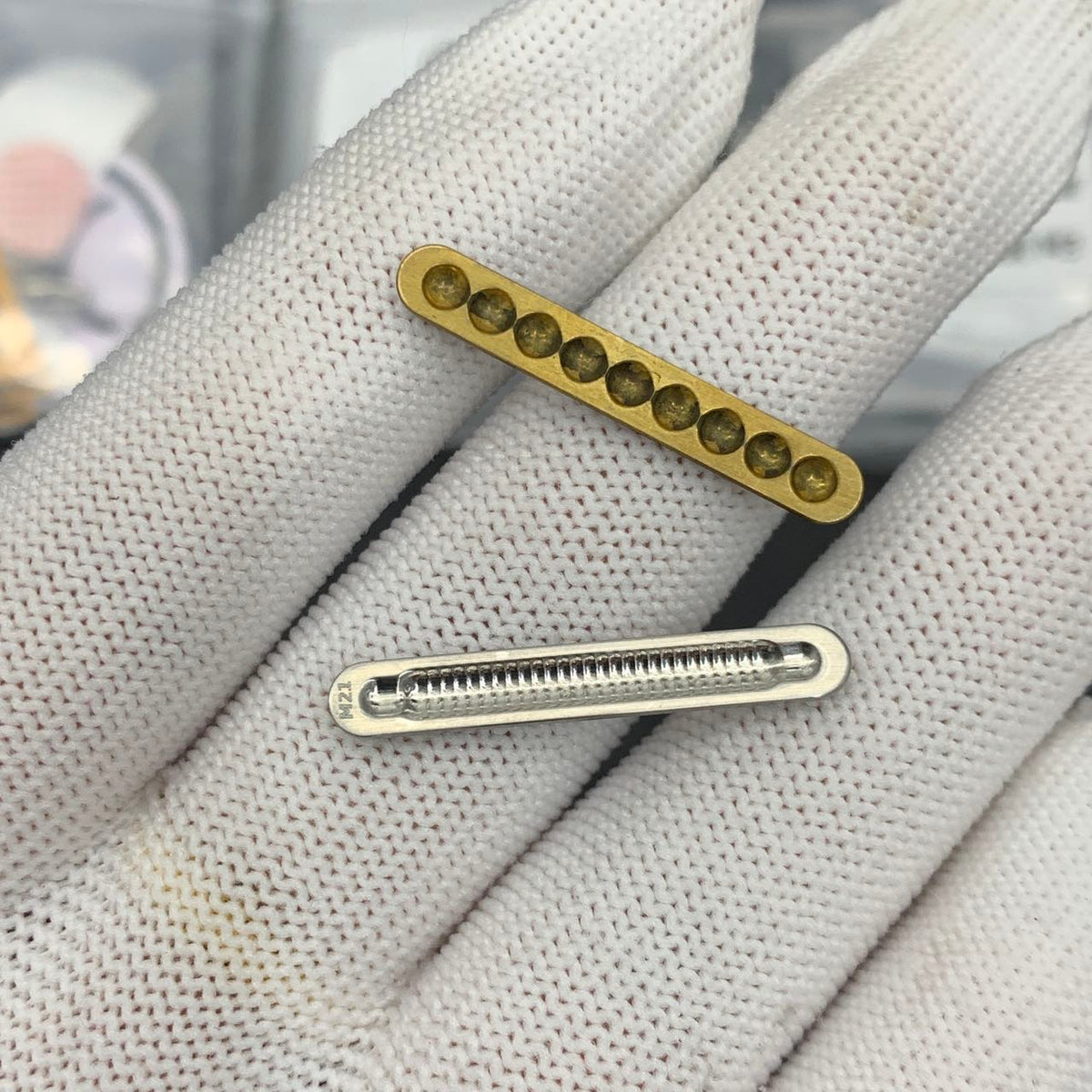 Top H Zirconium